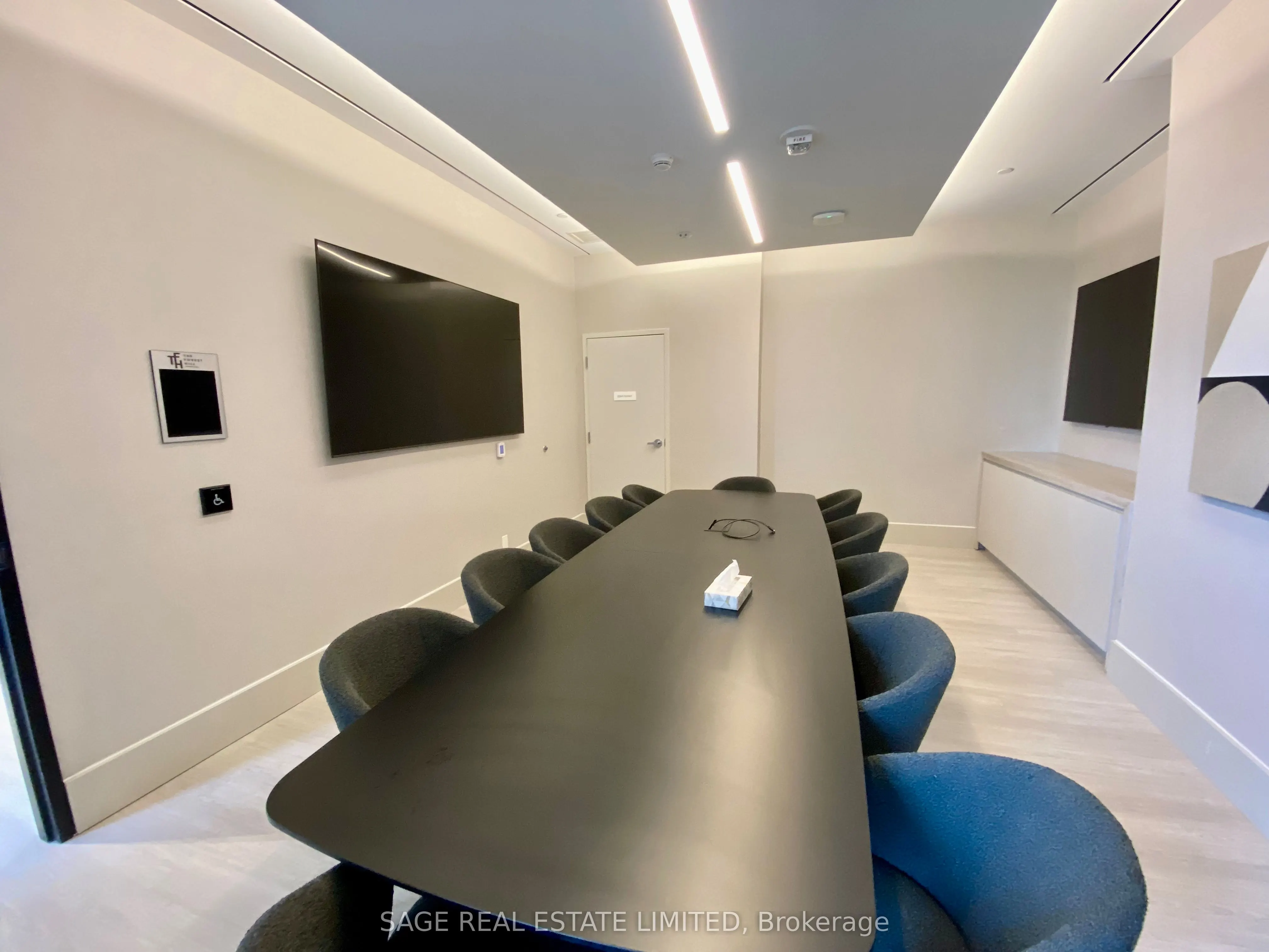 2020 Bathurst Street, #602