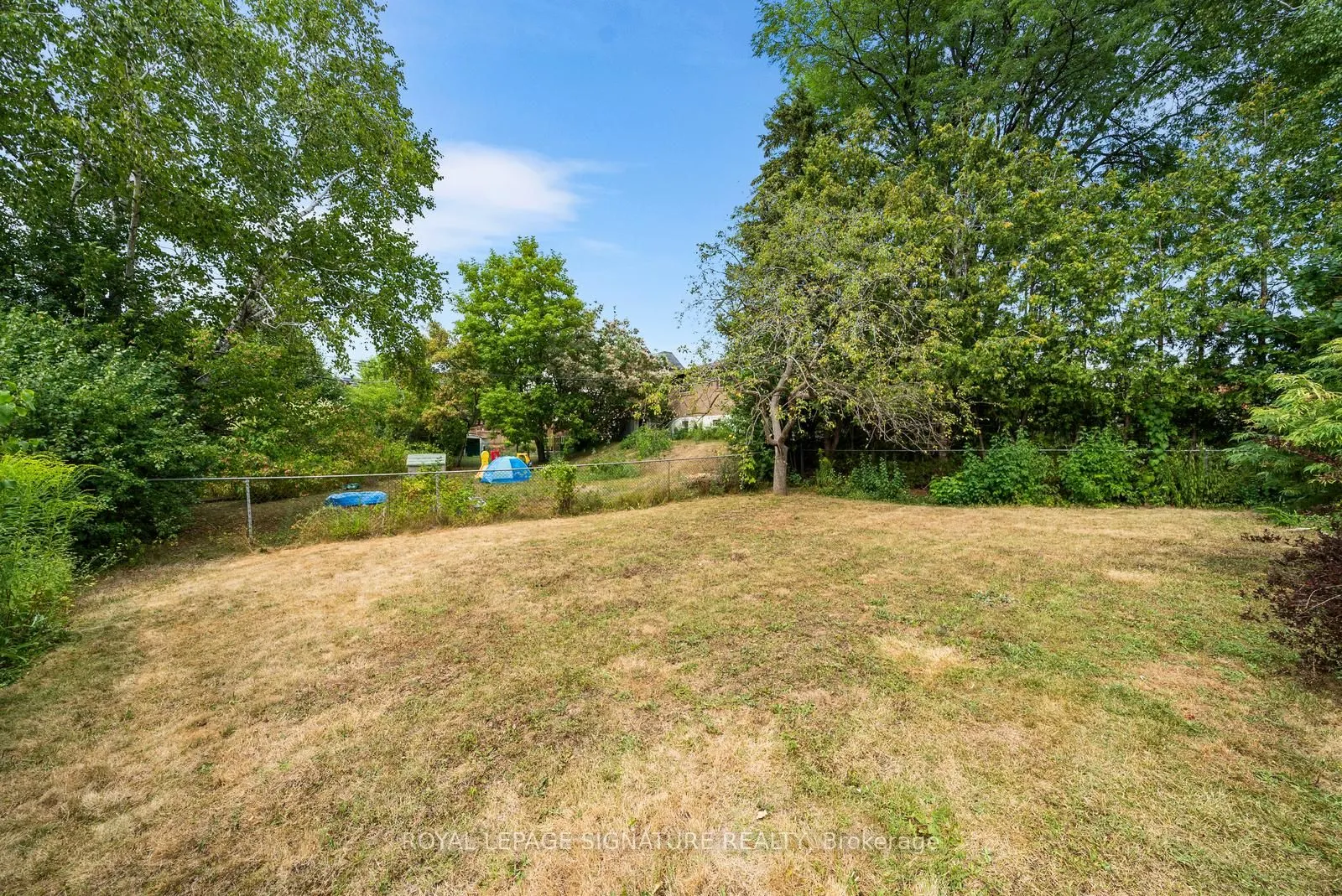 10 Rochelle Crescent, #Main & Upper Level
