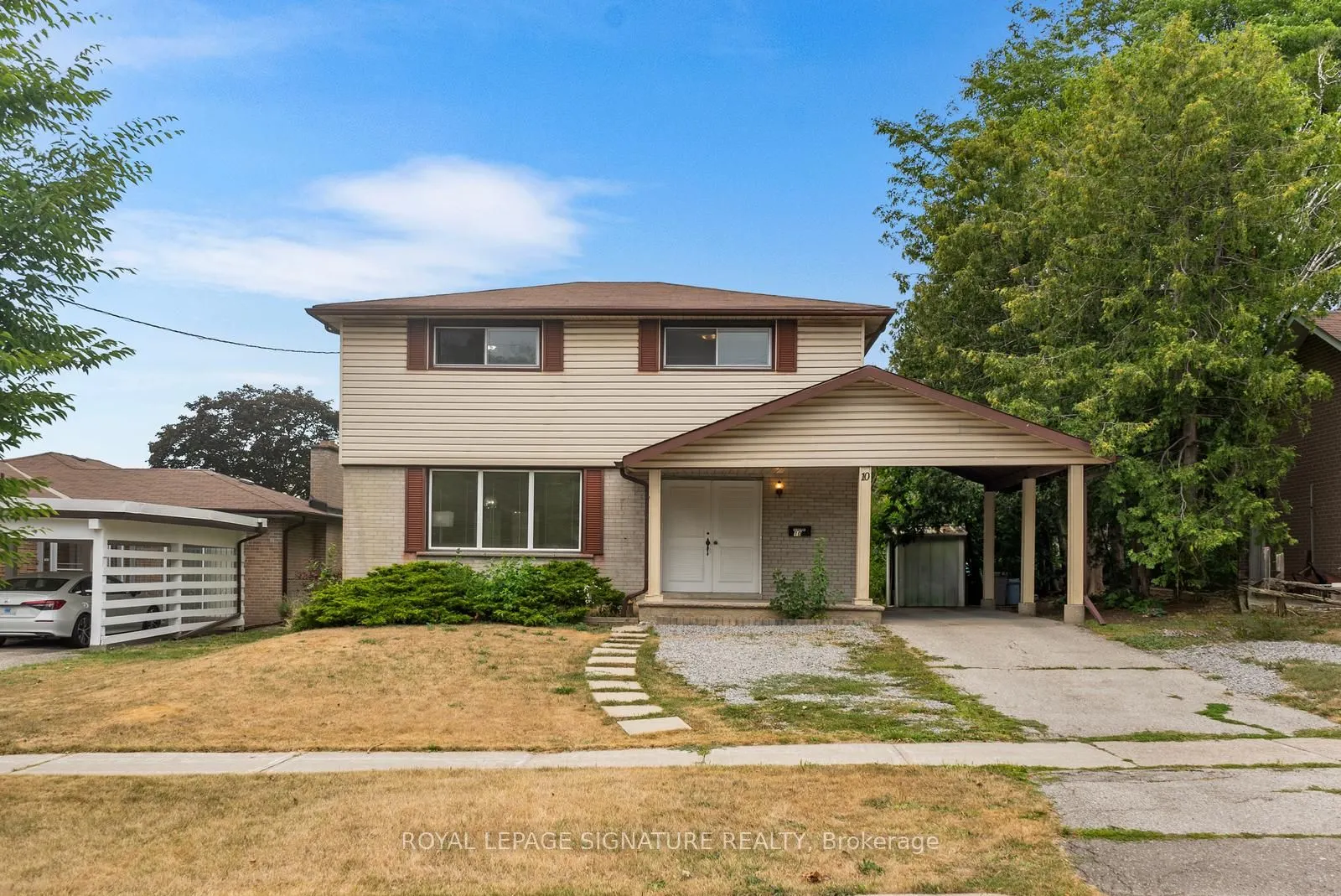 10 Rochelle Crescent, #Main & Upper Level