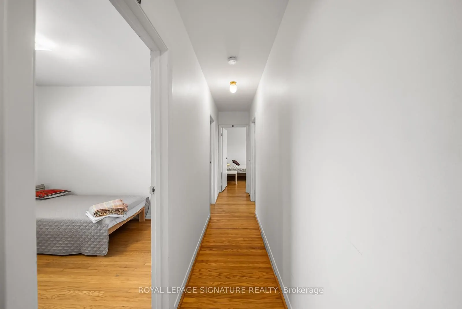 10 Rochelle Crescent, #Main & Upper Level