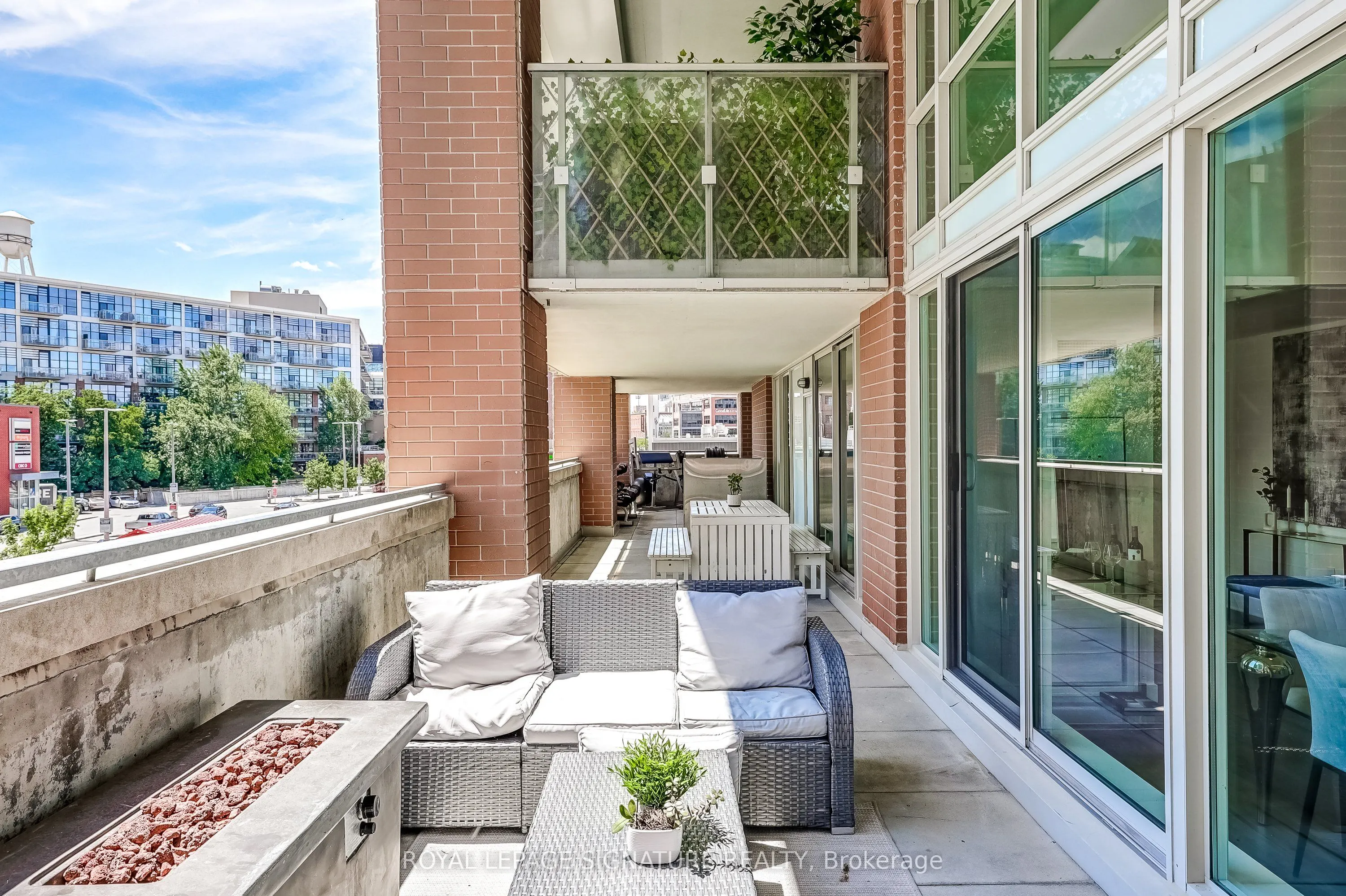 125 Western Battery Road, #210