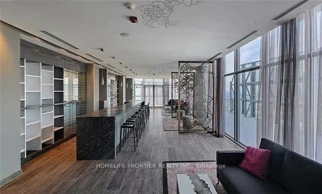 1080 Bay Street, #3801