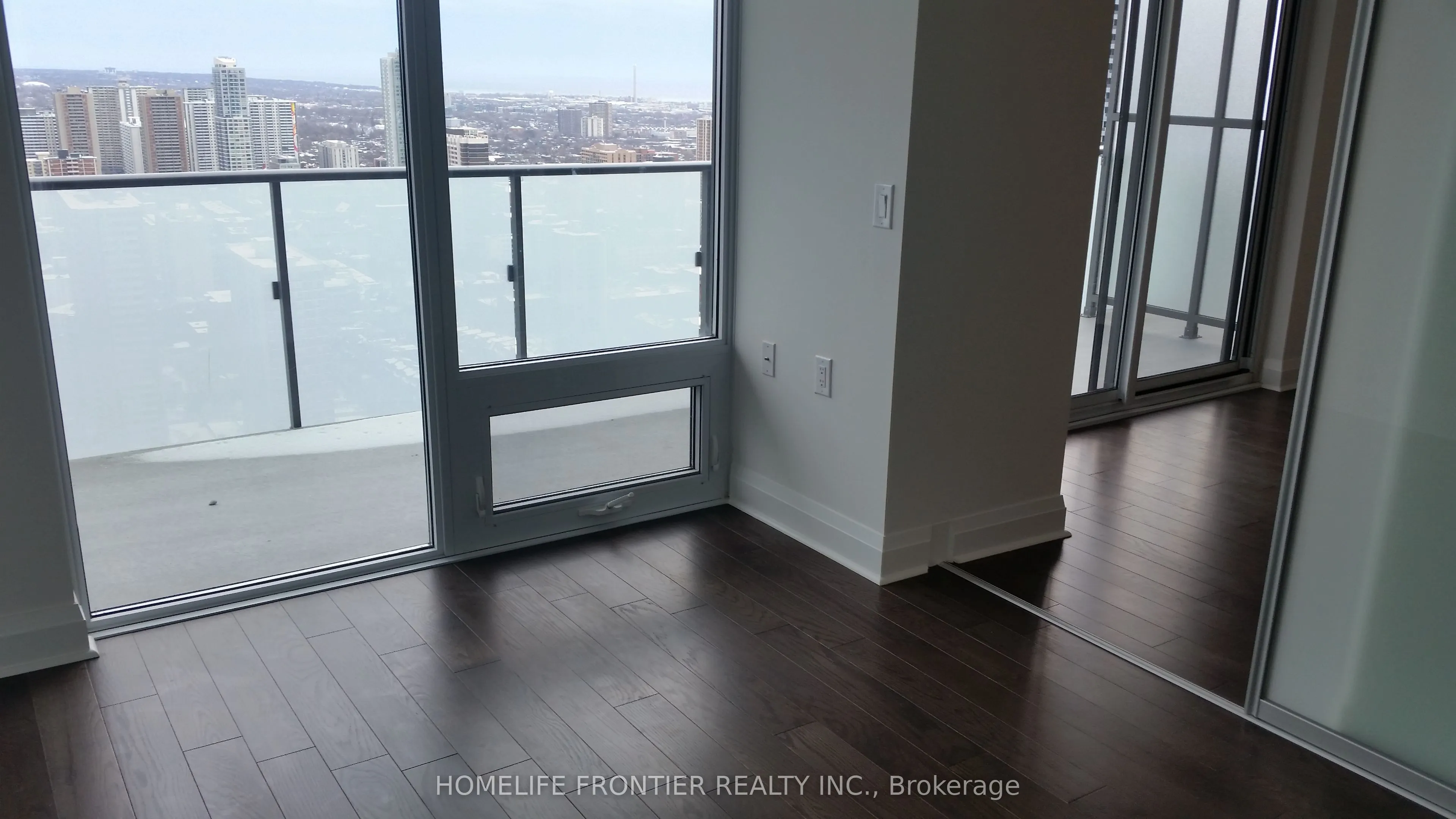1080 Bay Street, #3801