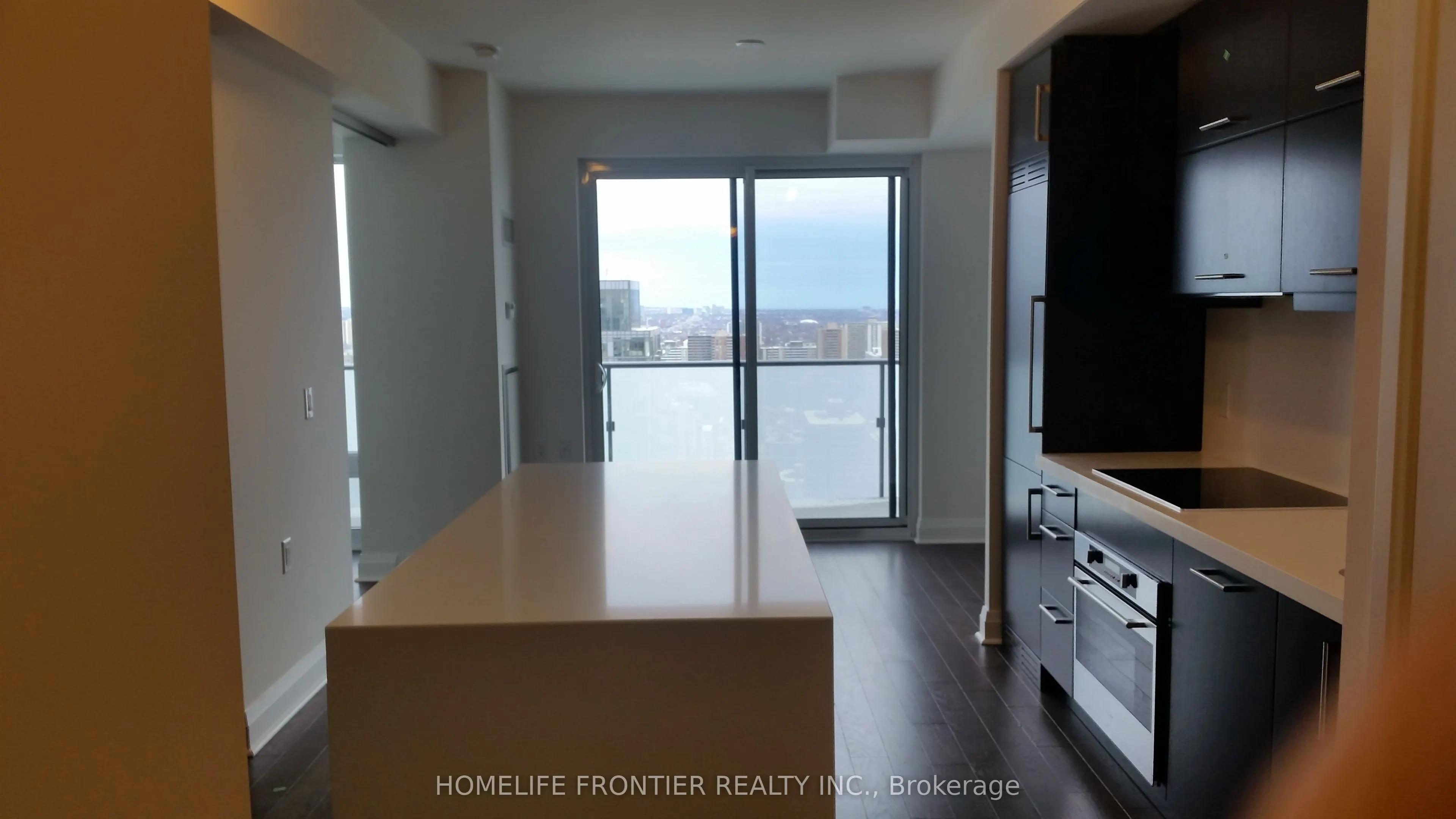 1080 Bay Street, #3801