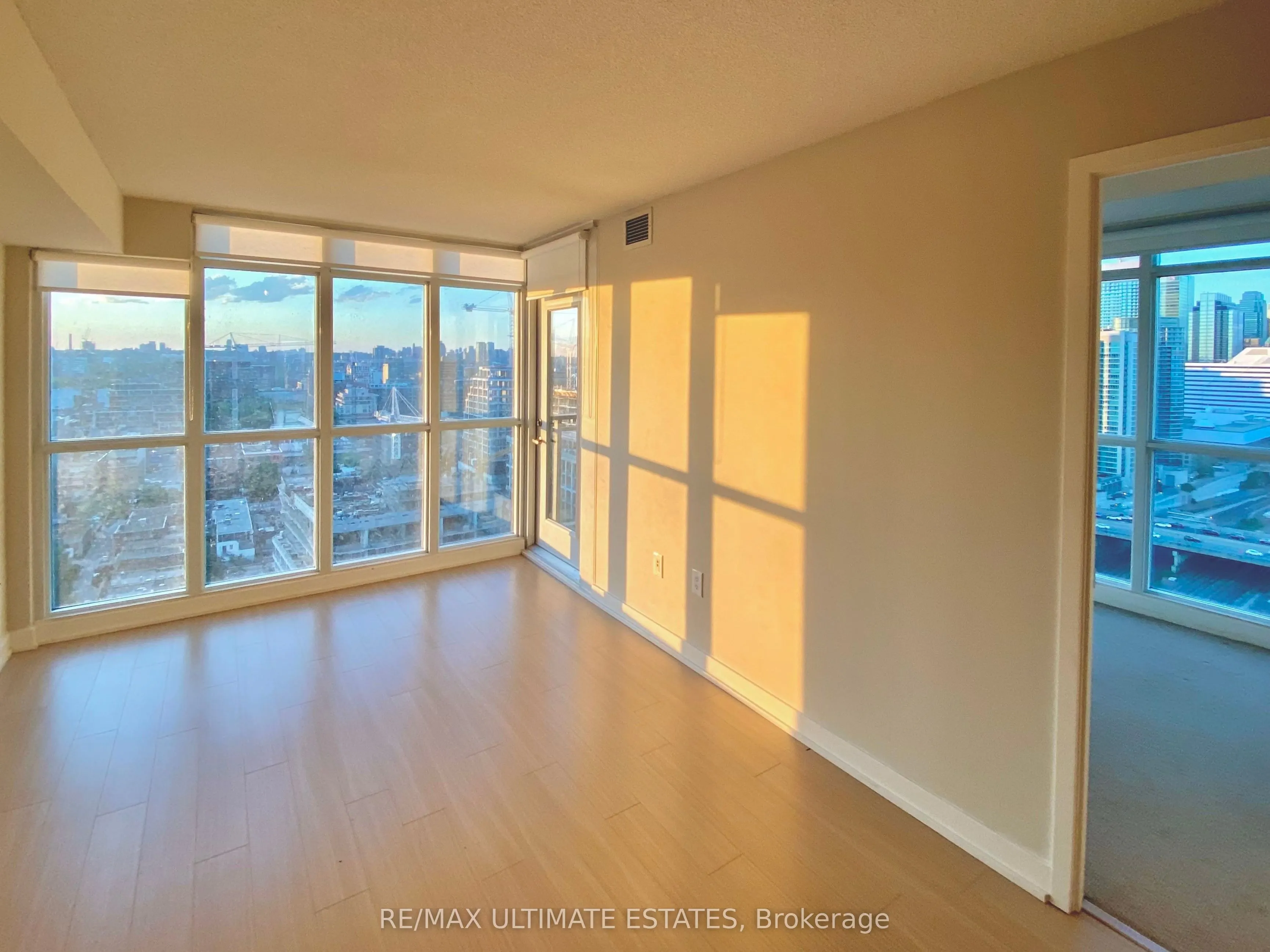 15 Iceboat Terrace, #2702