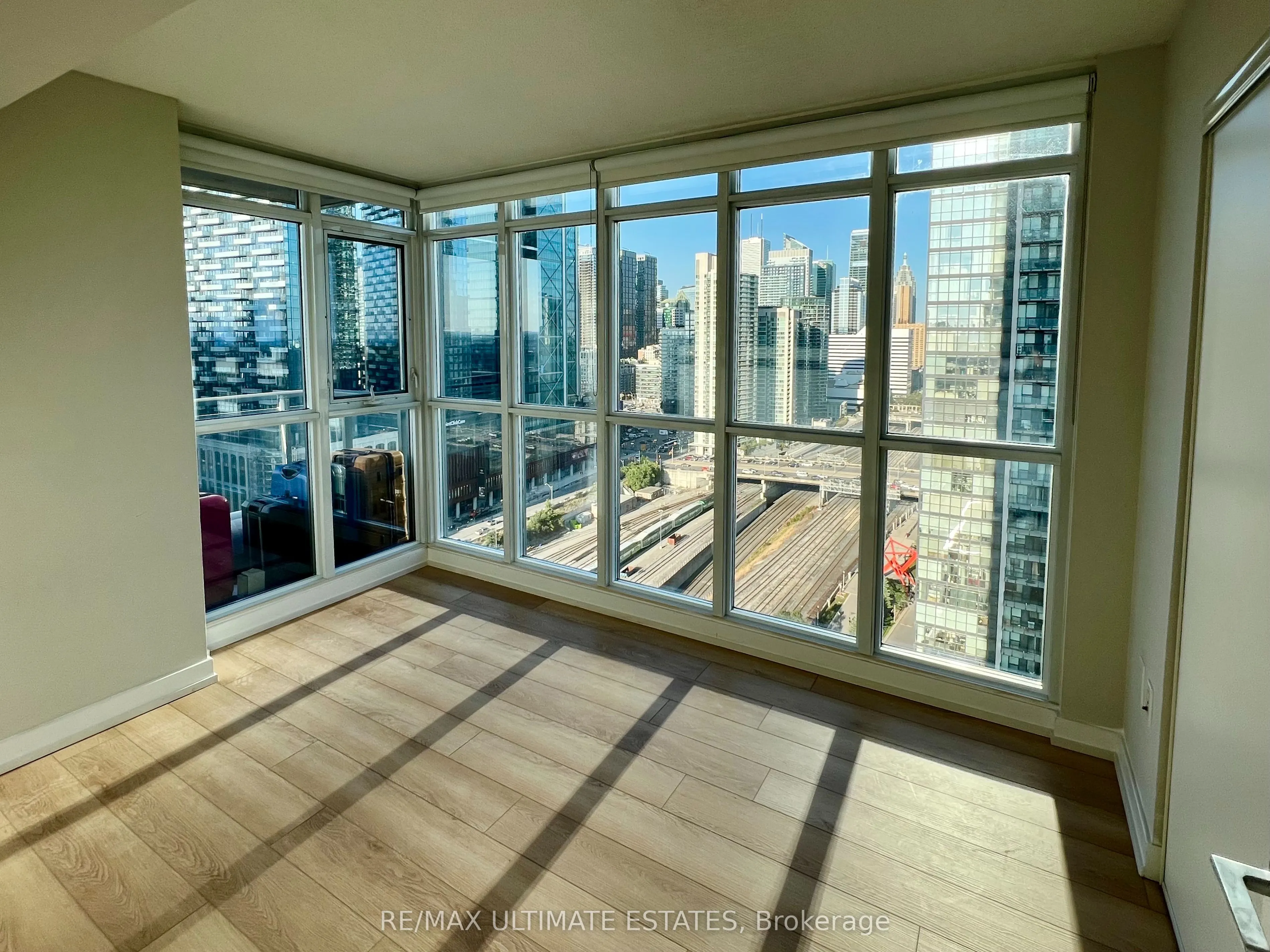 15 Iceboat Terrace, #2702