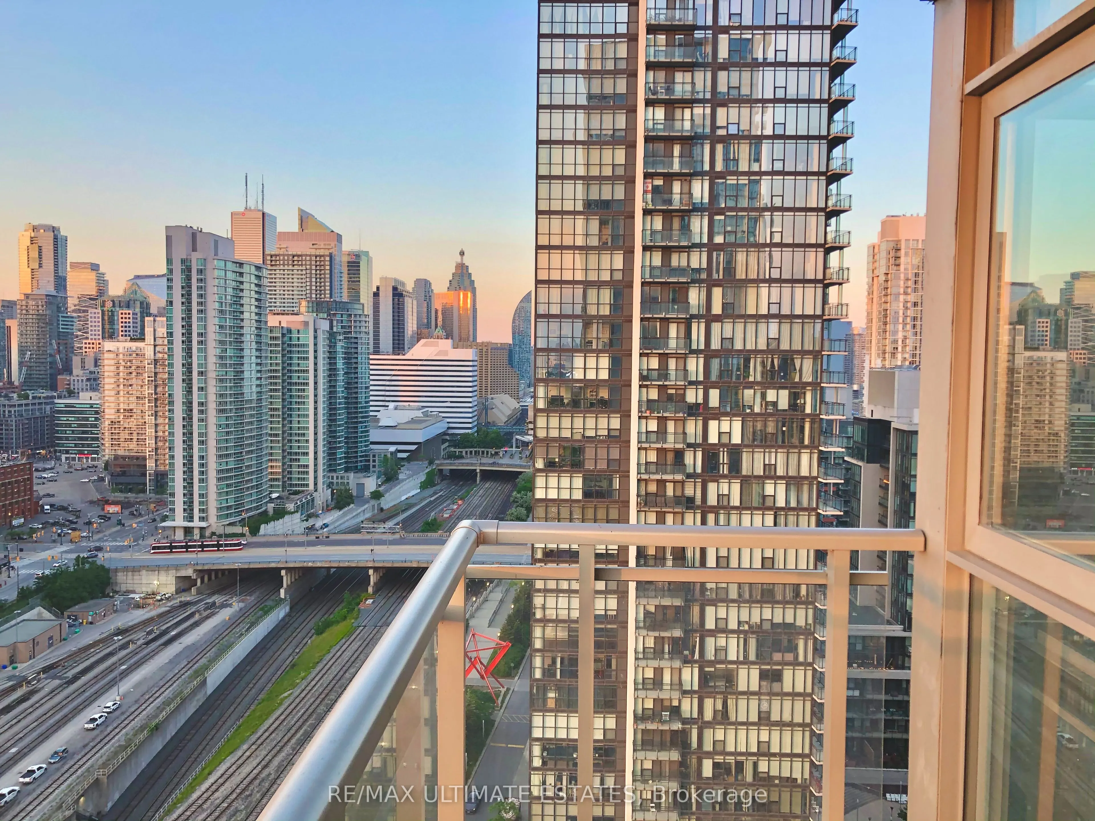 15 Iceboat Terrace, #2702