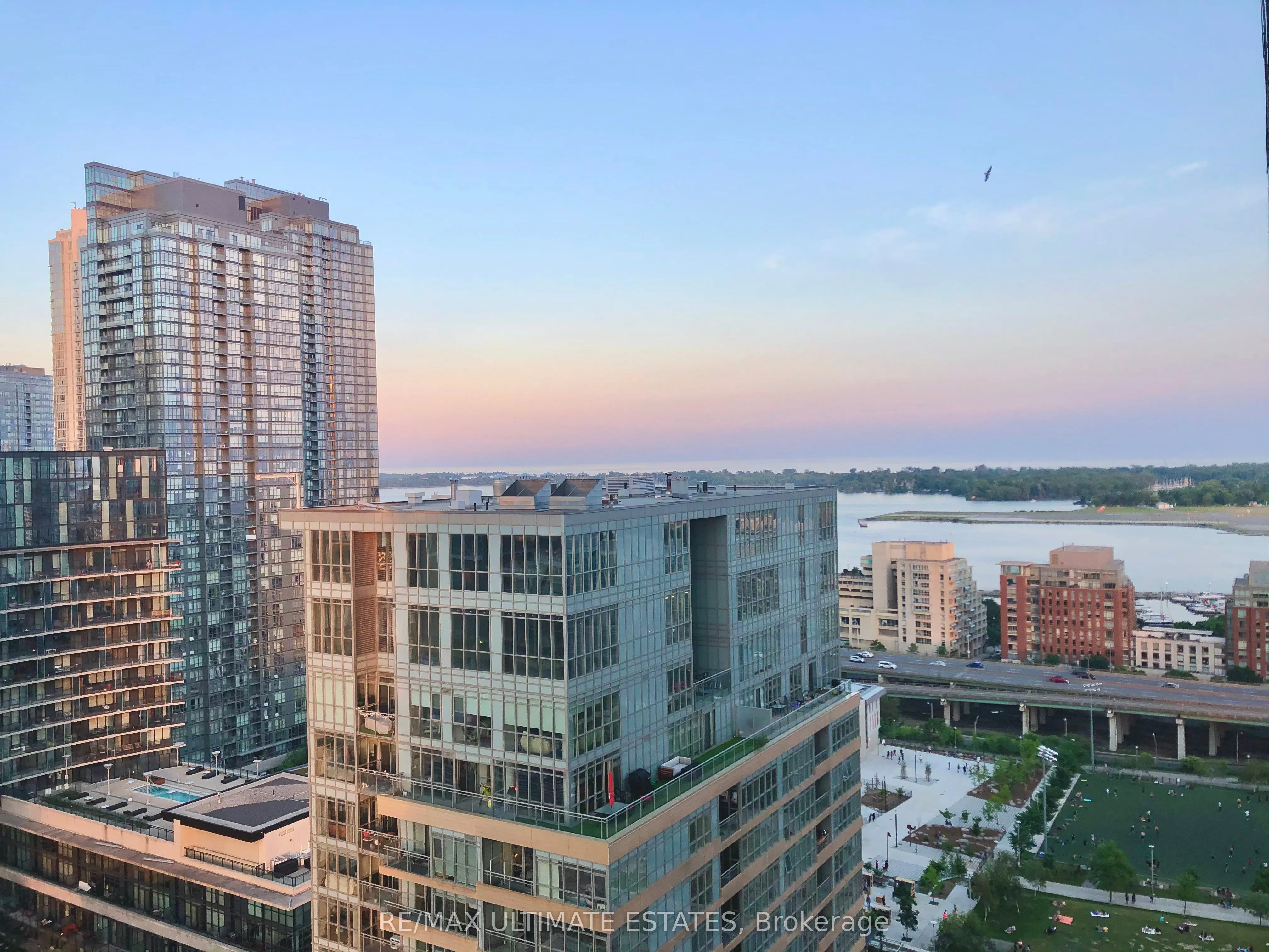 15 Iceboat Terrace, #2702