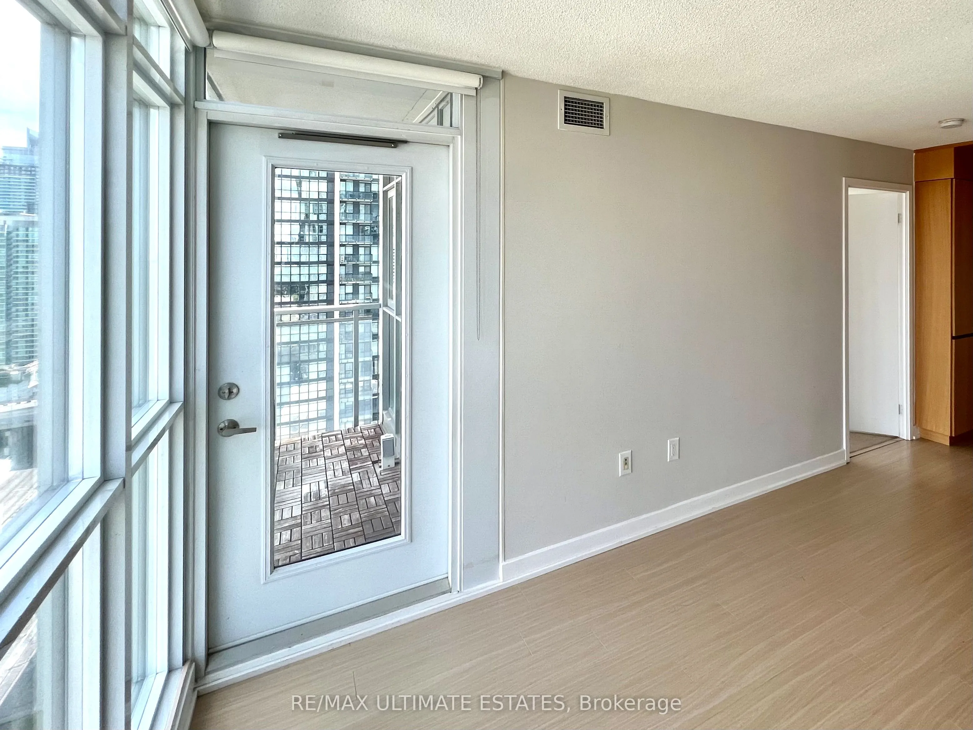 15 Iceboat Terrace, #2702