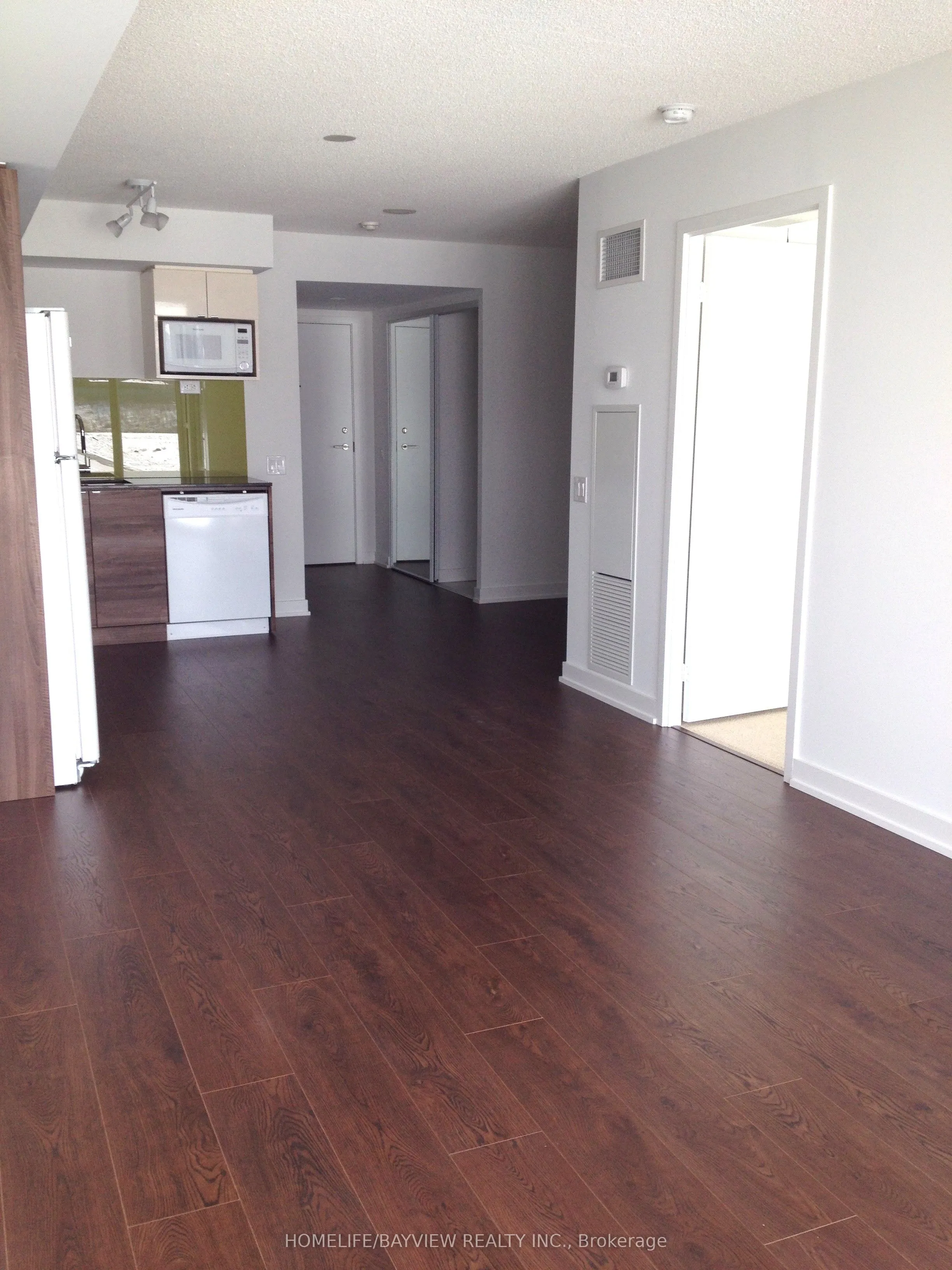 121 McMahon Drive, #912