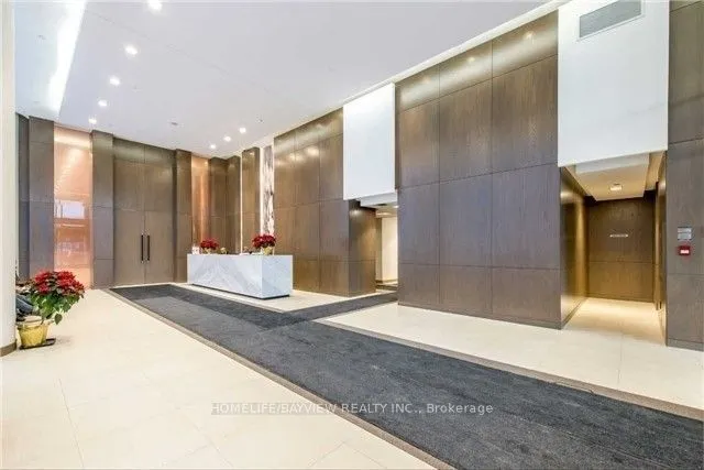121 McMahon Drive, #912