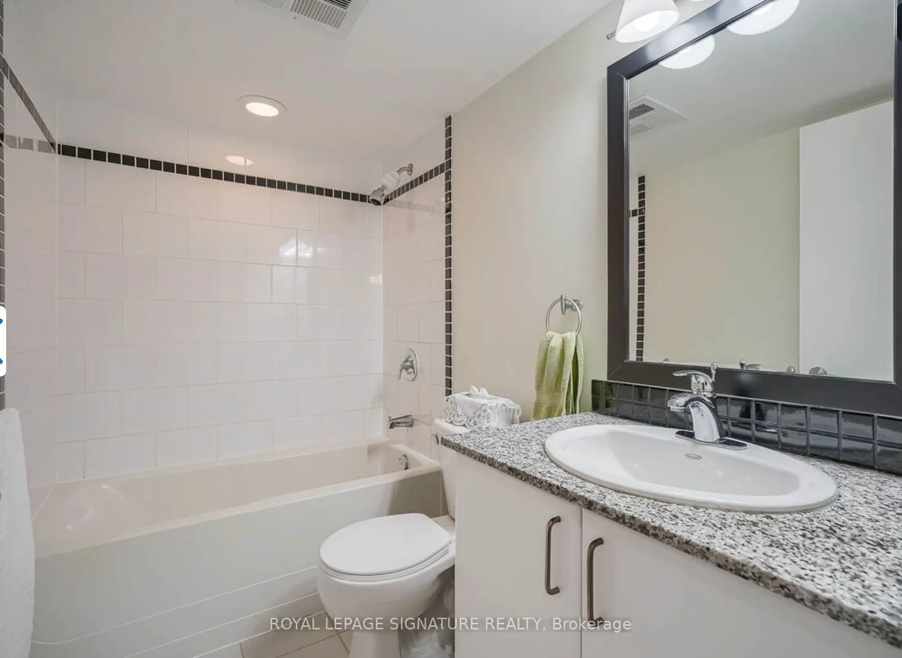 33 Sheppard Avenue, #910