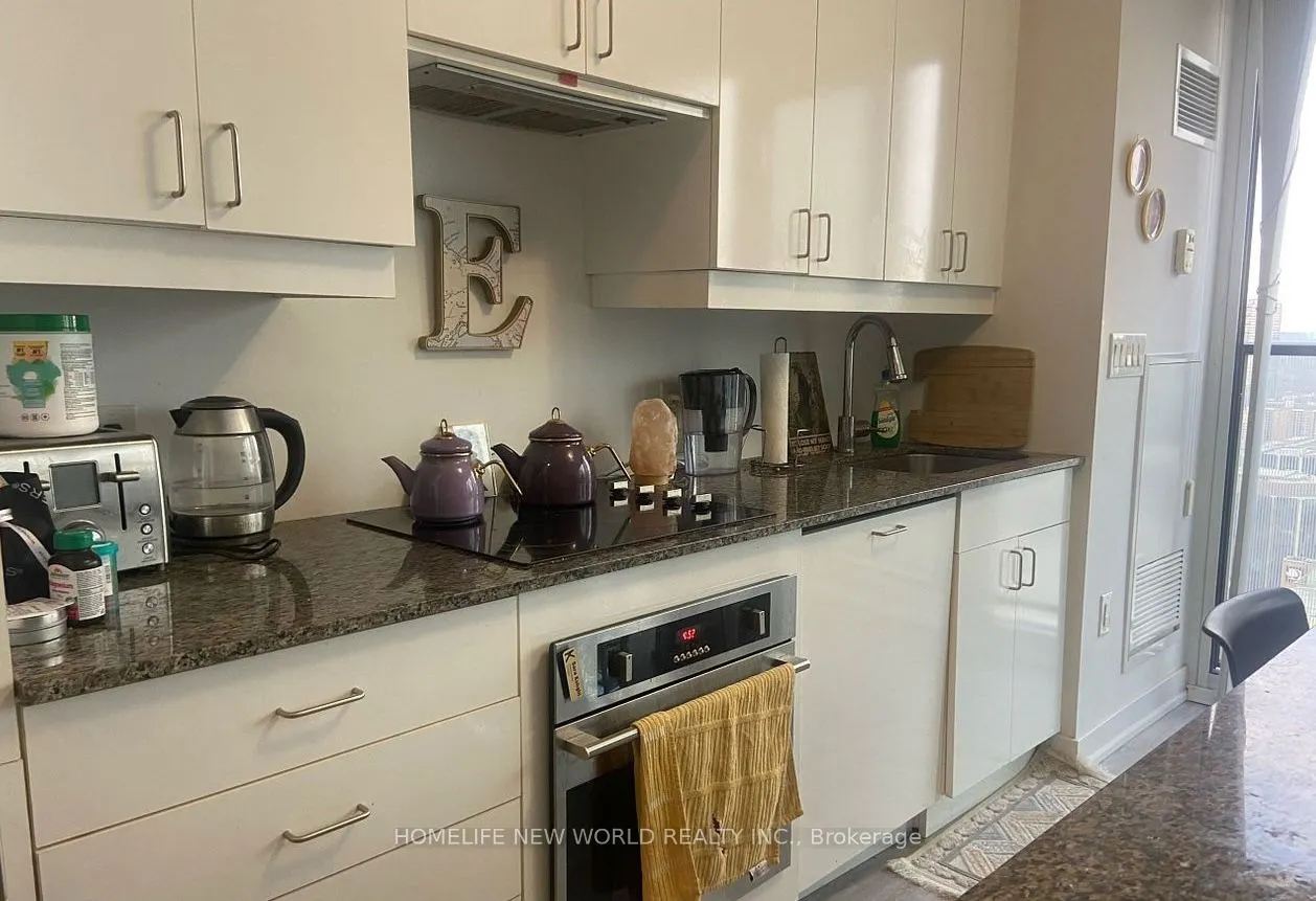 426 University Avenue, #3909