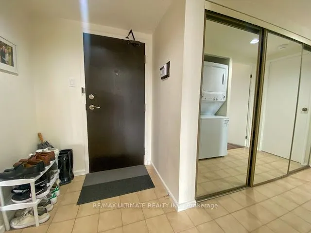 15 Maitland Place, #1409