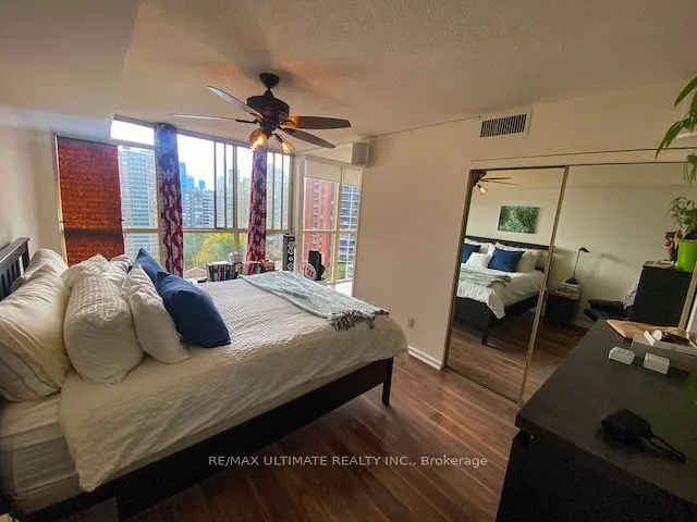 15 Maitland Place, #1409