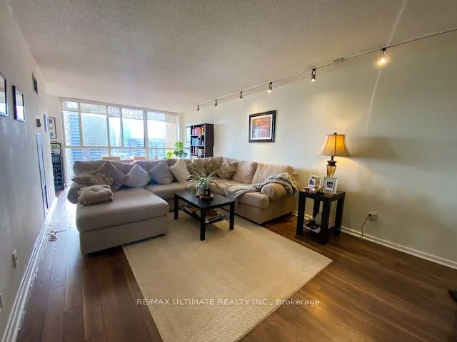 15 Maitland Place, #1409