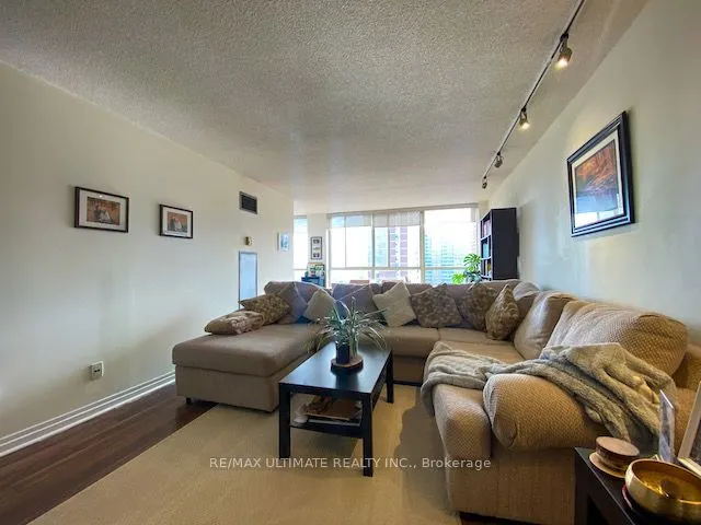 15 Maitland Place, #1409
