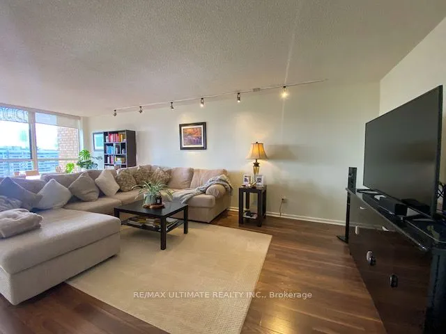 15 Maitland Place, #1409