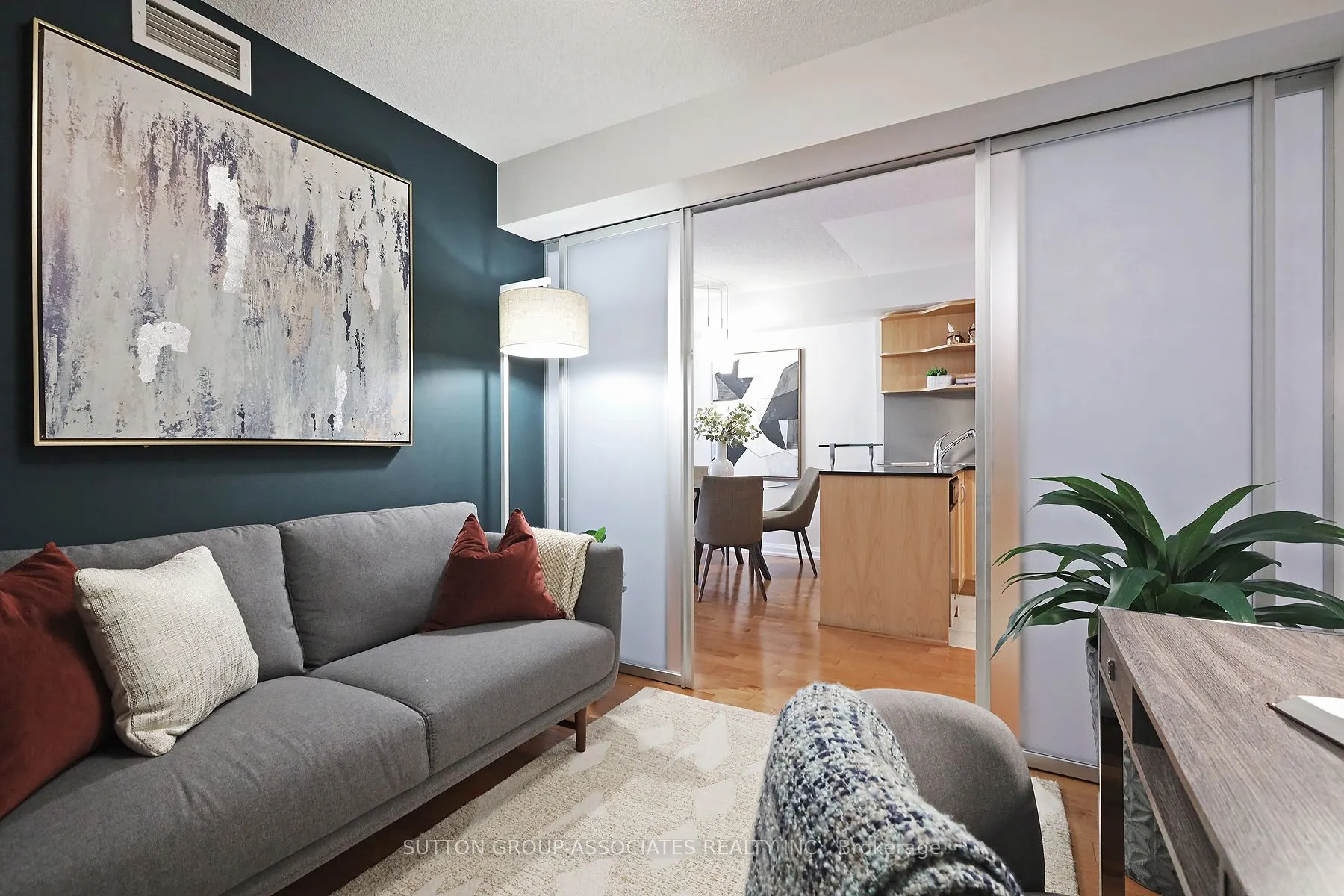 3 Mcalpine Street, #304