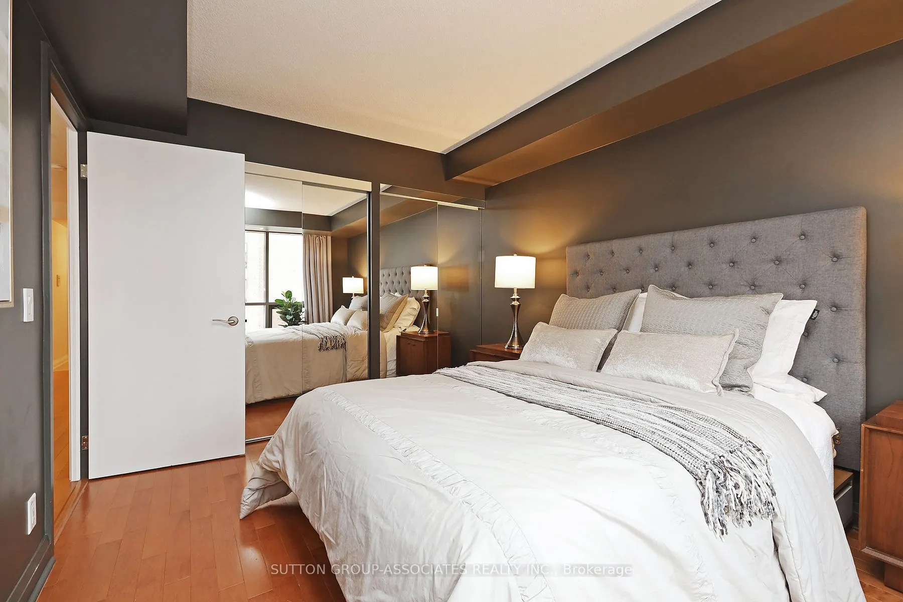 3 Mcalpine Street, #304
