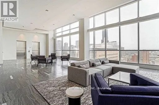 488 University Avenue, #5502