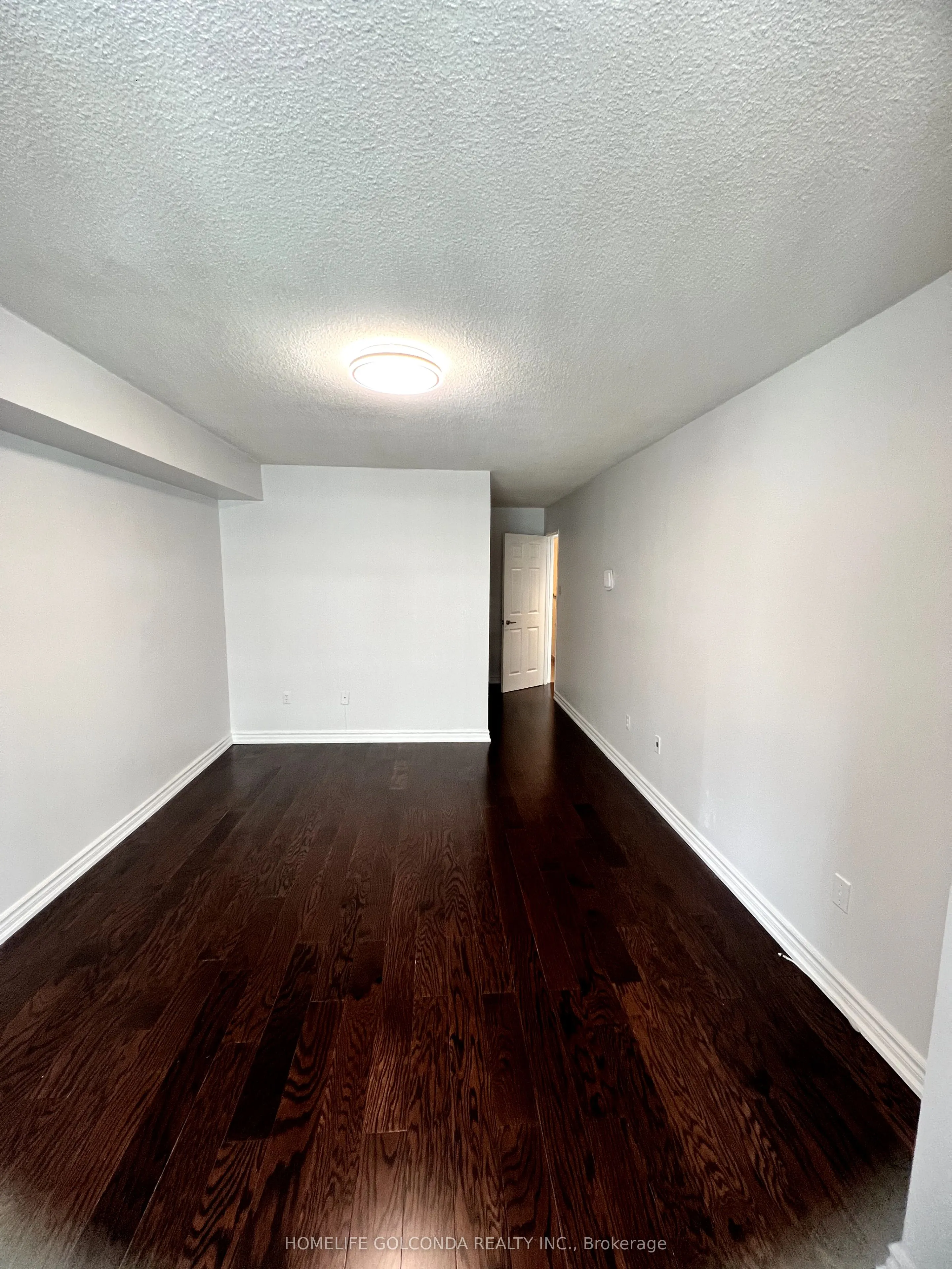 45 Carlton Street, #1606