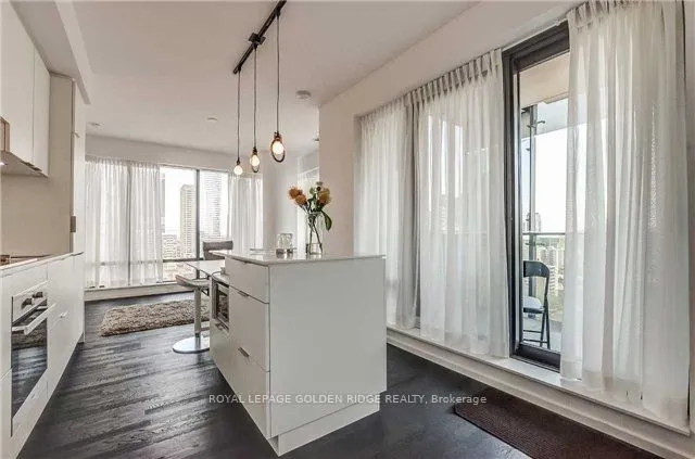5 St Joseph Street, #1810