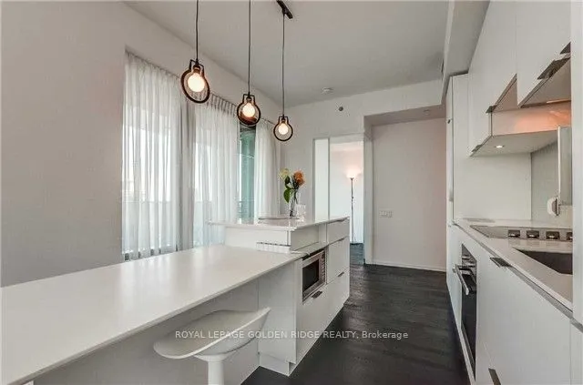 5 St Joseph Street, #1810