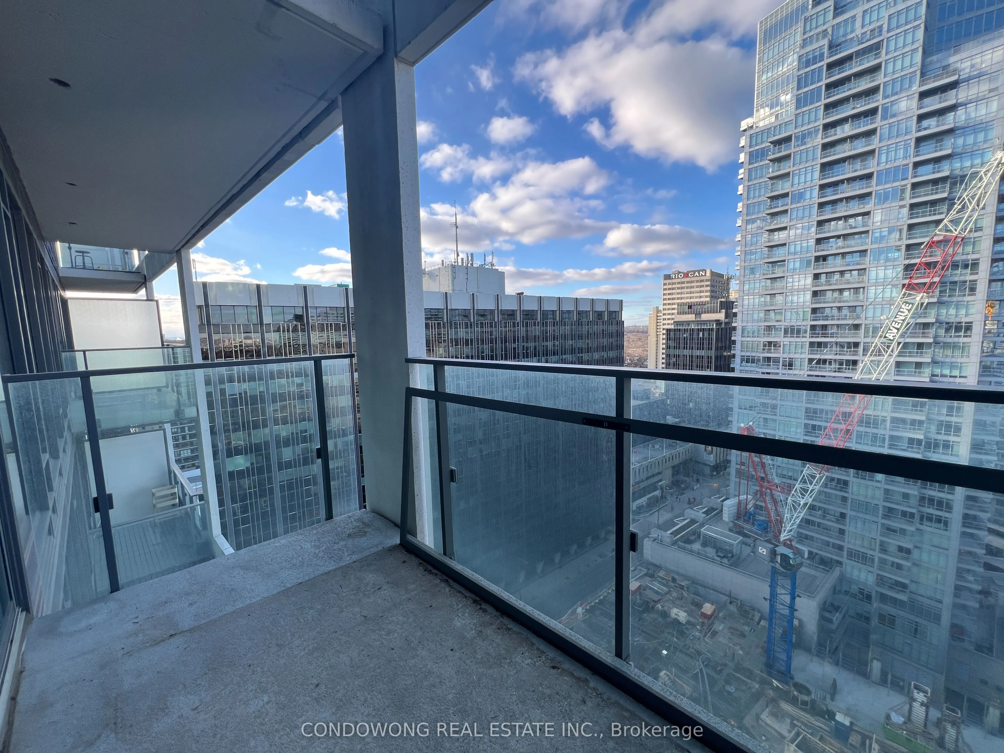 5 Soudan Avenue, #2309