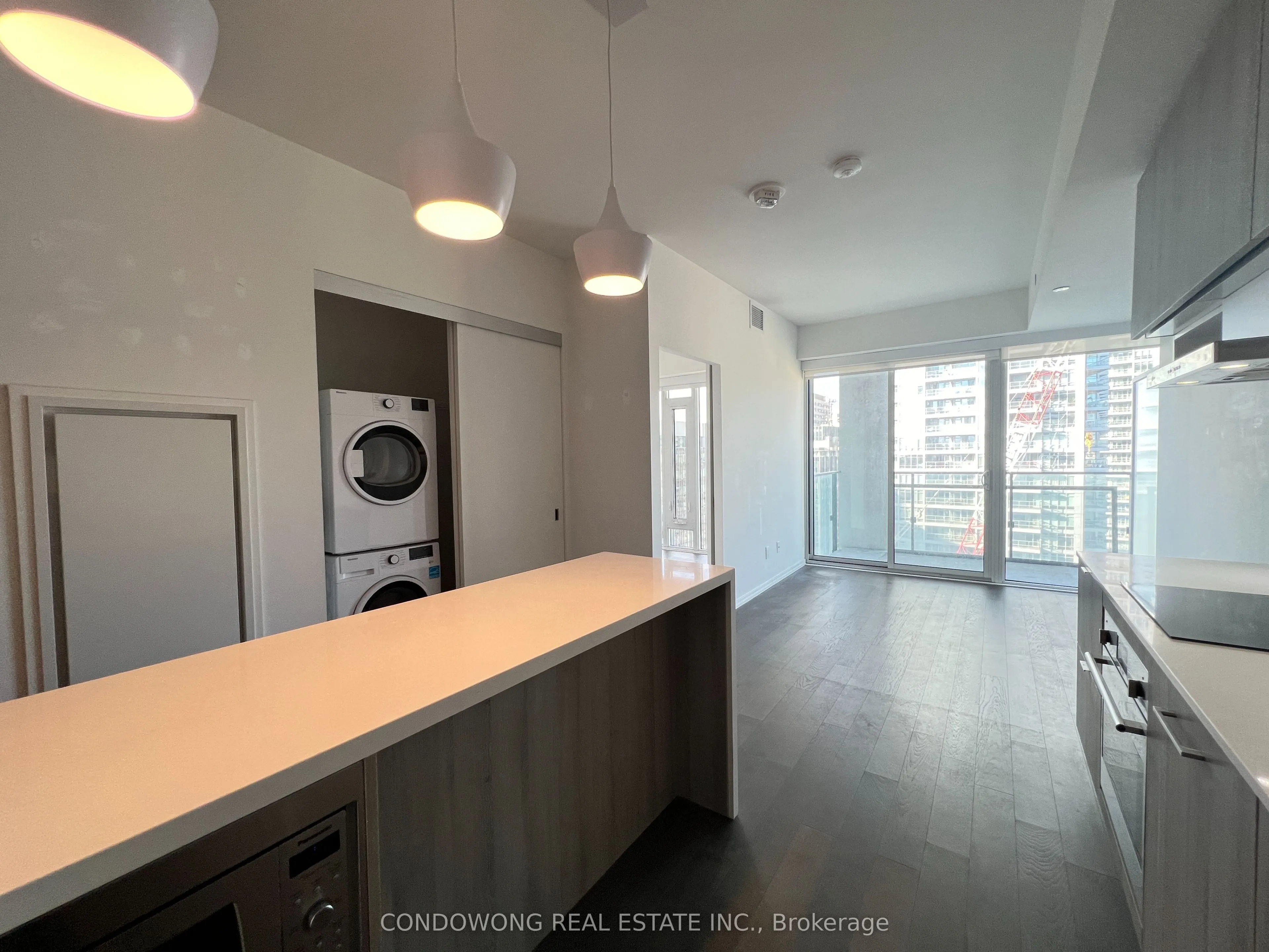 5 Soudan Avenue, #2309