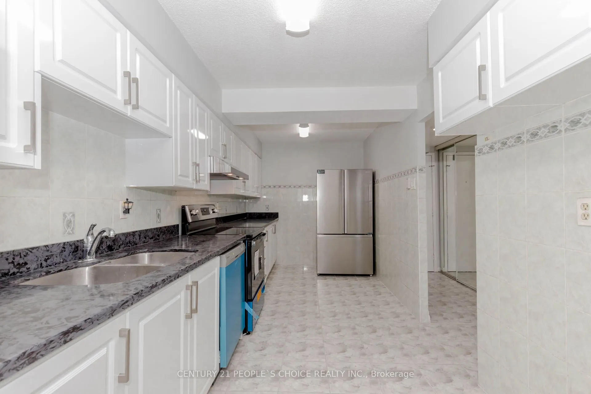 45 Sunrise Avenue, #1105