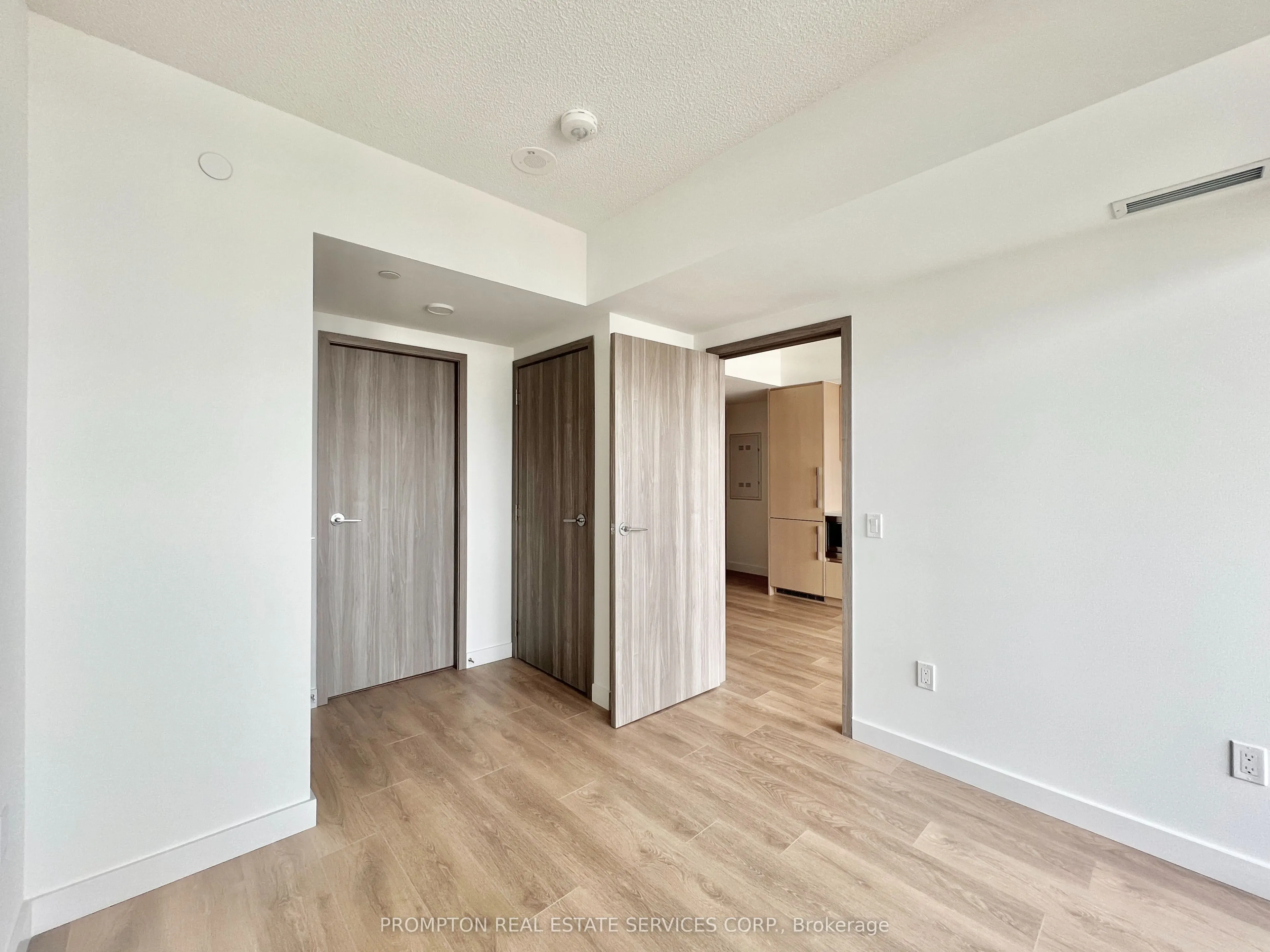 1 Concord Cityplace Way, #4202