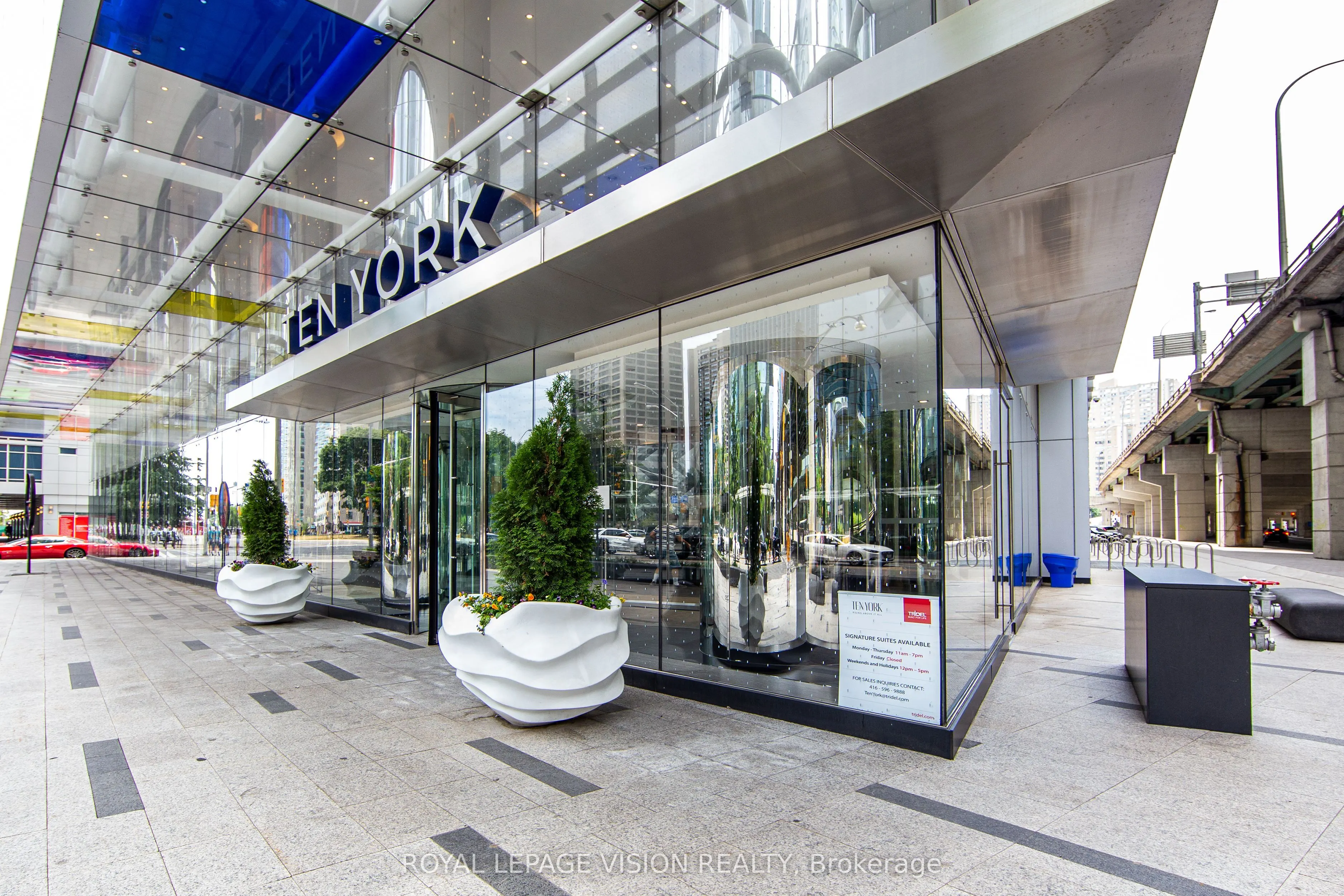 10 York Street, #1202