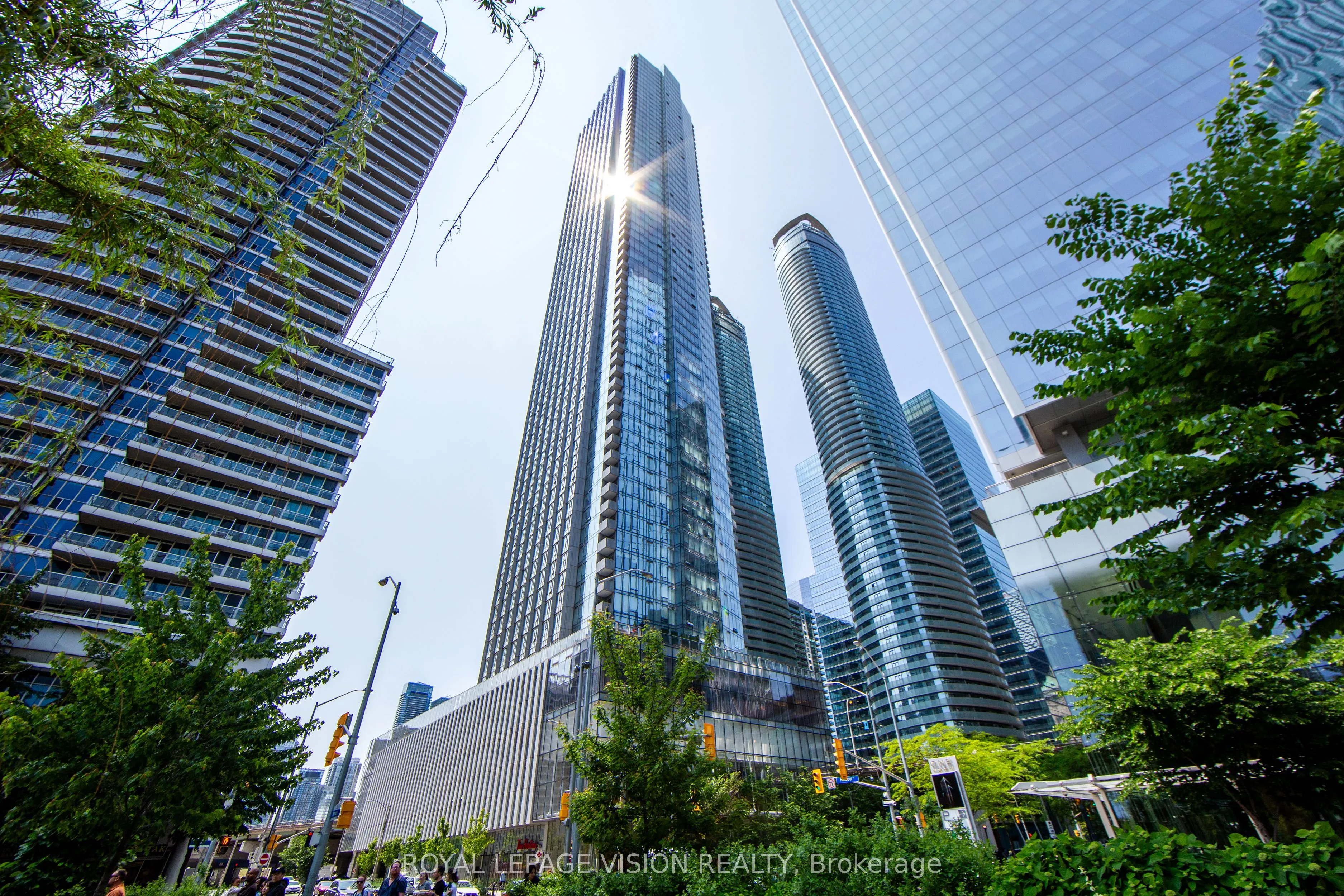 10 York Street, #1202