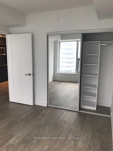 10 York Street, #1202