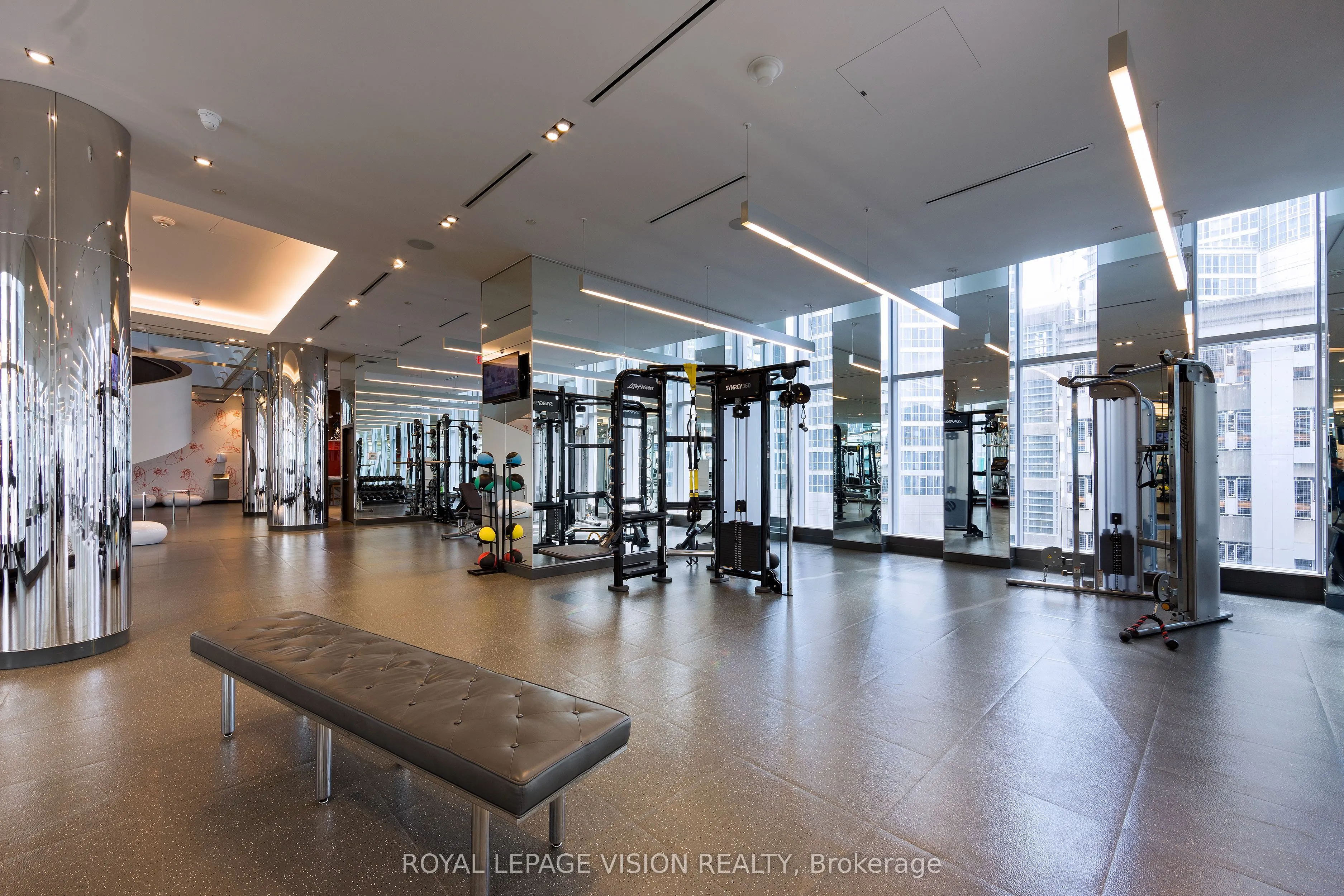 10 York Street, #1202