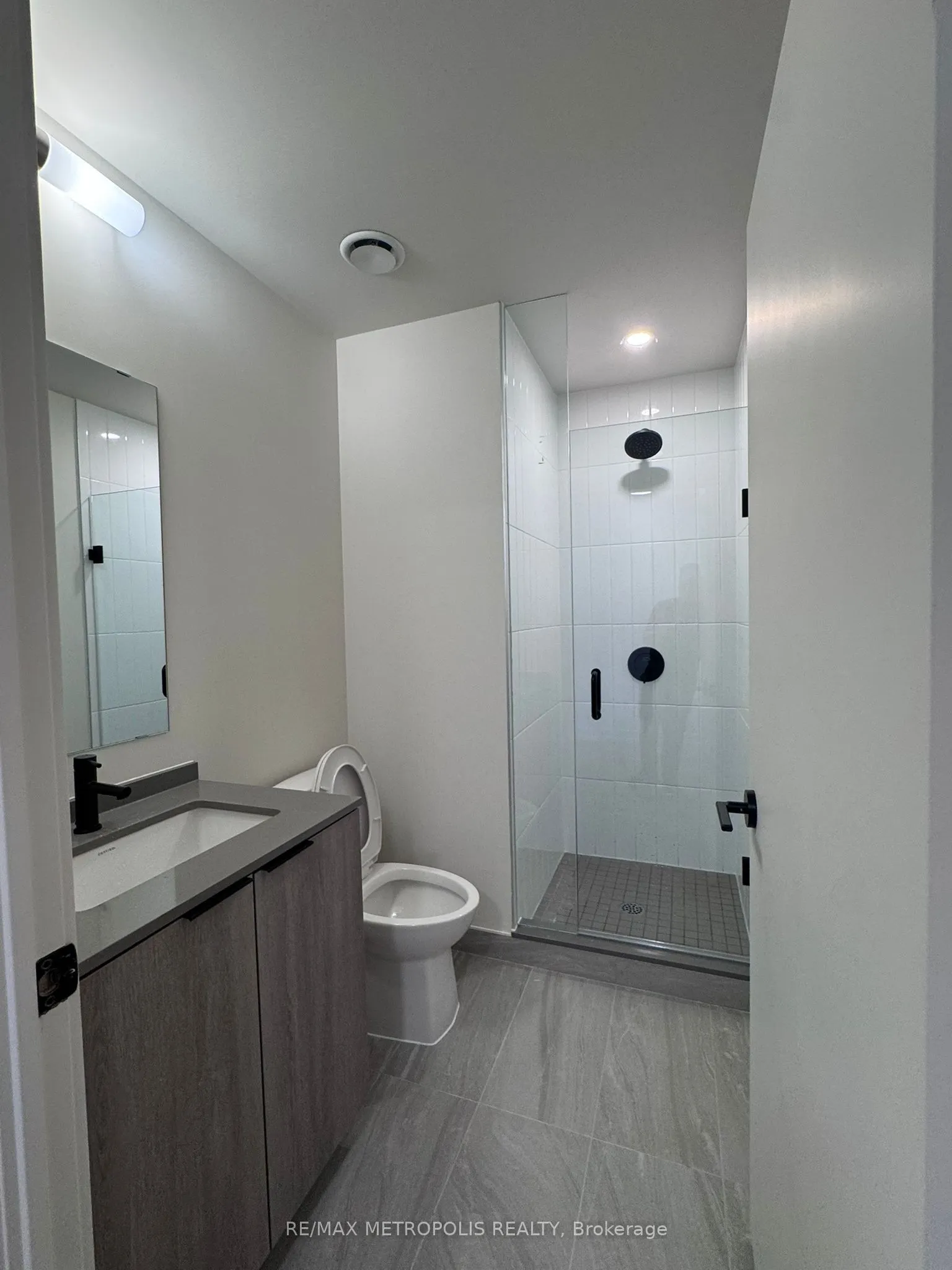 181 STERLING Road, #1418