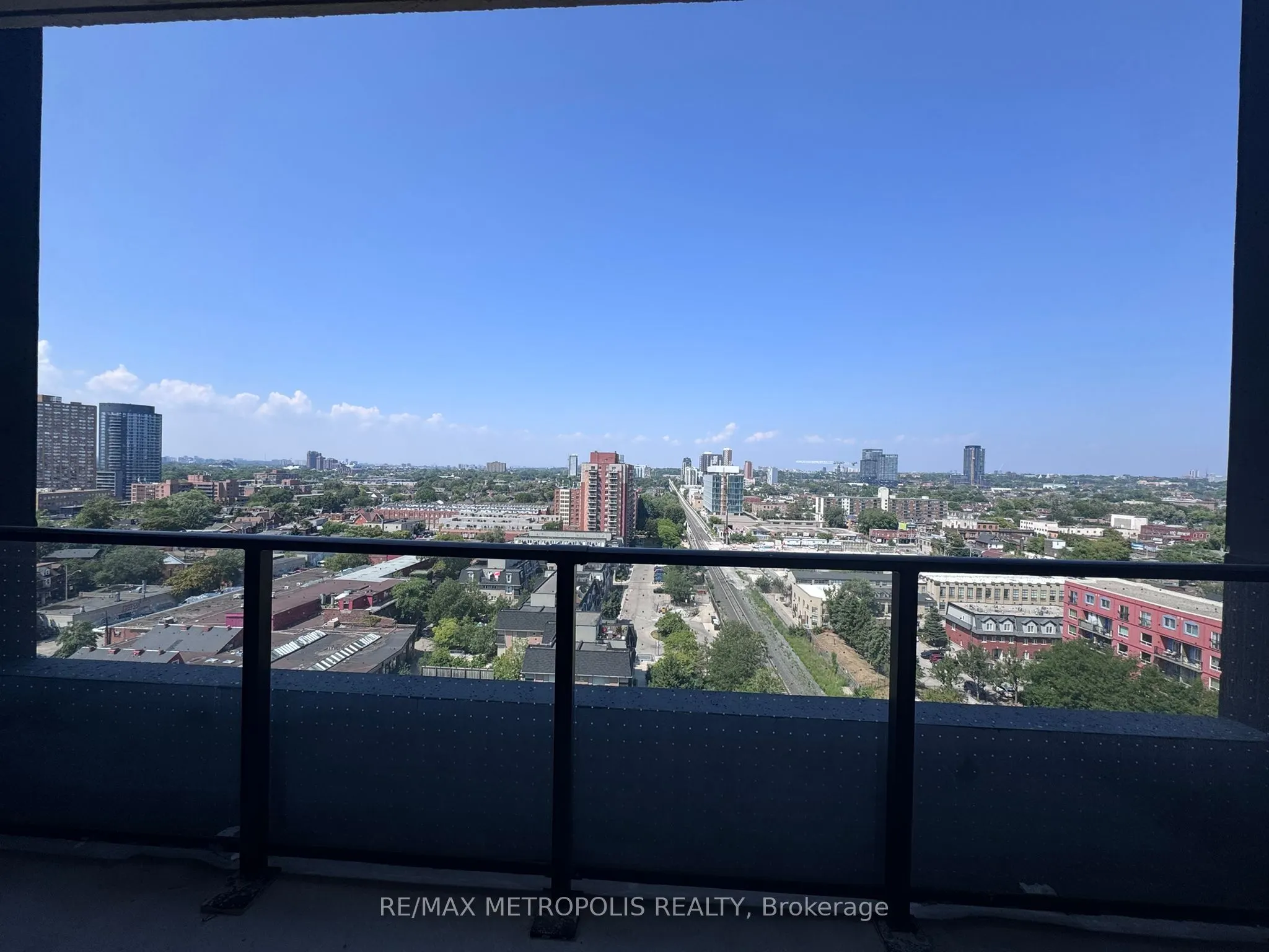 181 STERLING Road, #1418