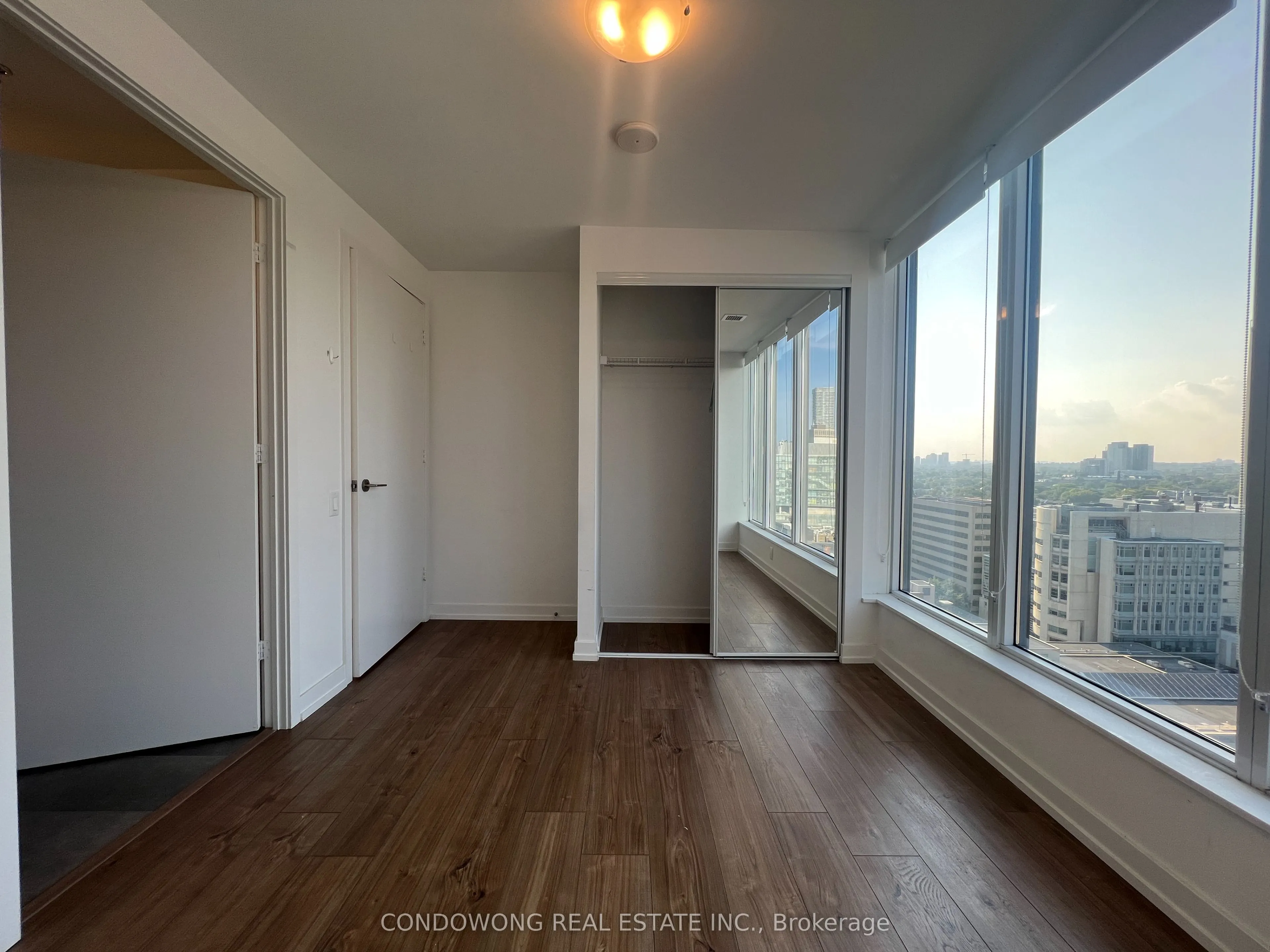 203 College Street, #1704