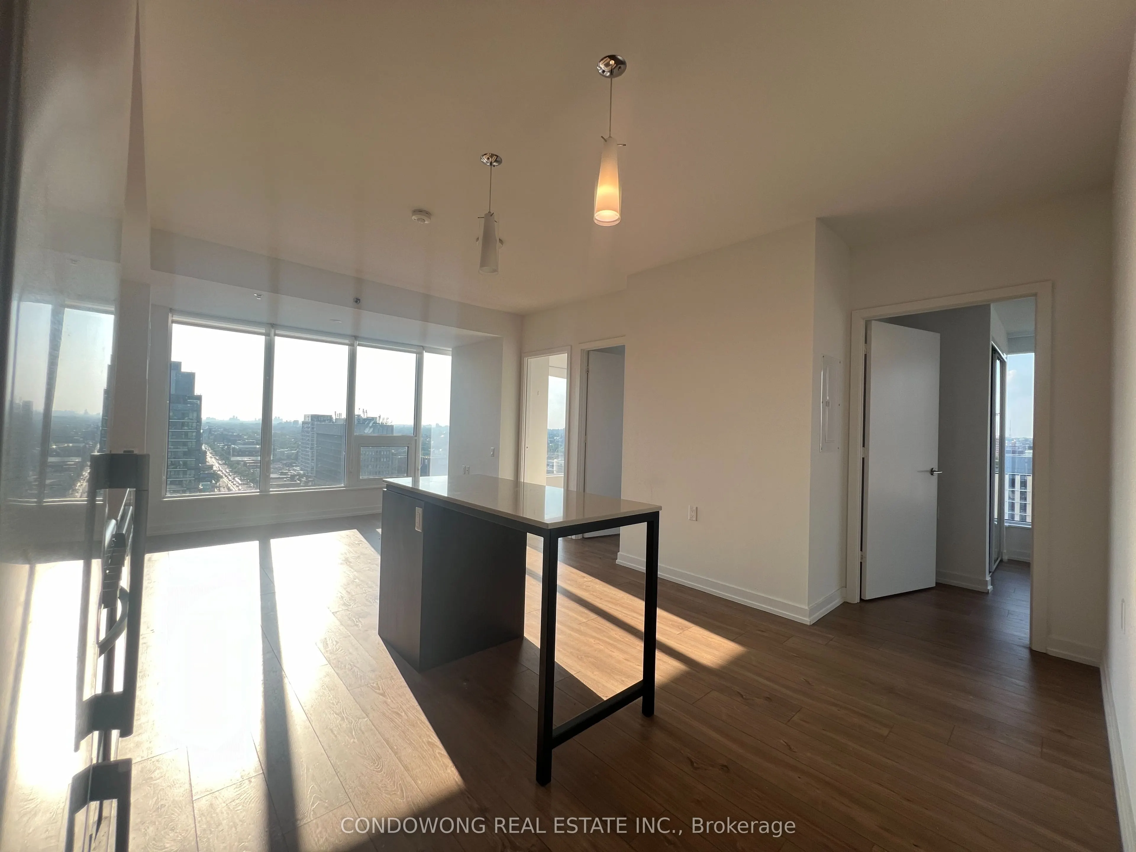 203 College Street, #1704