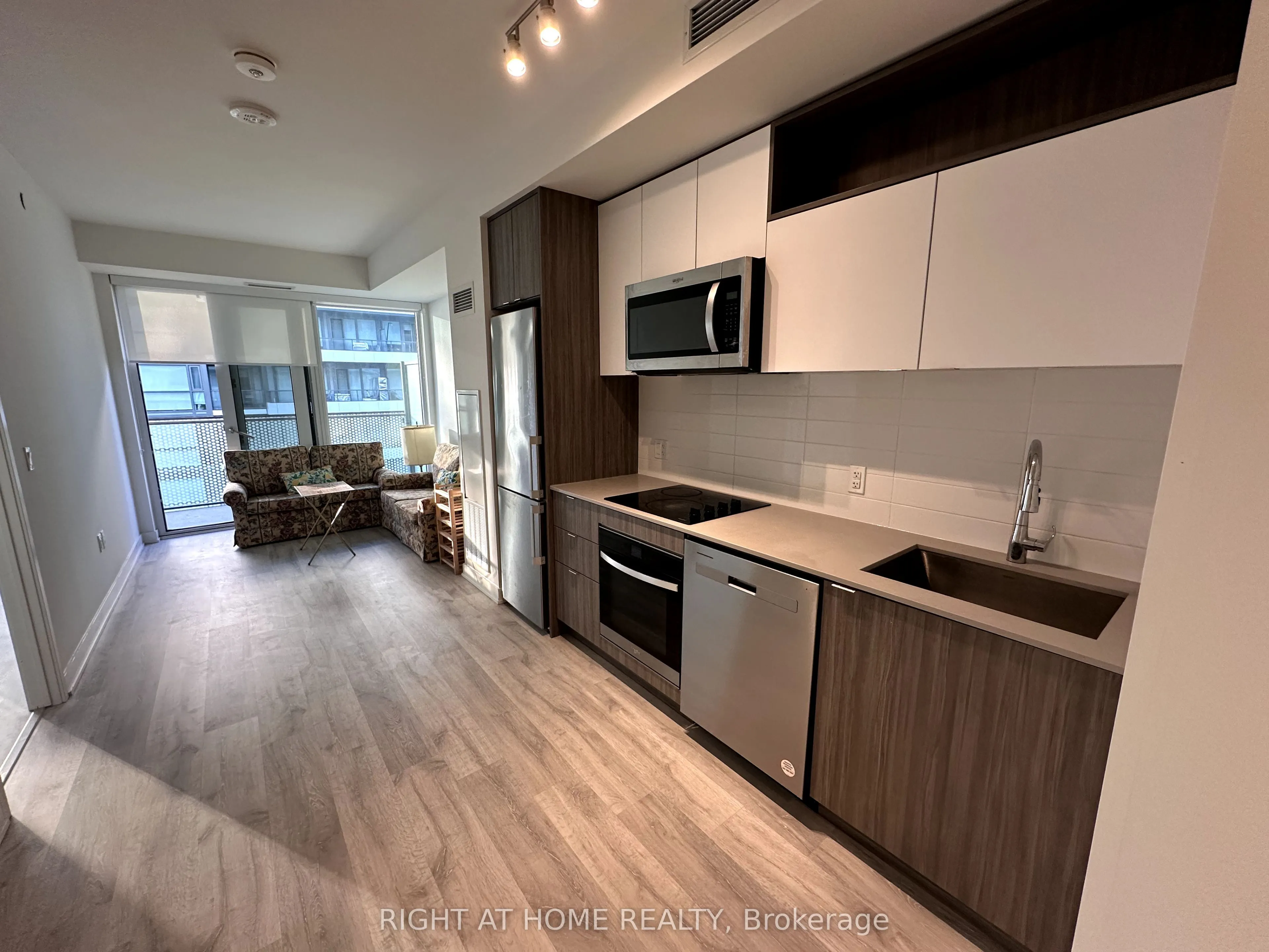 135 Lower Sherbourne Street, #2720