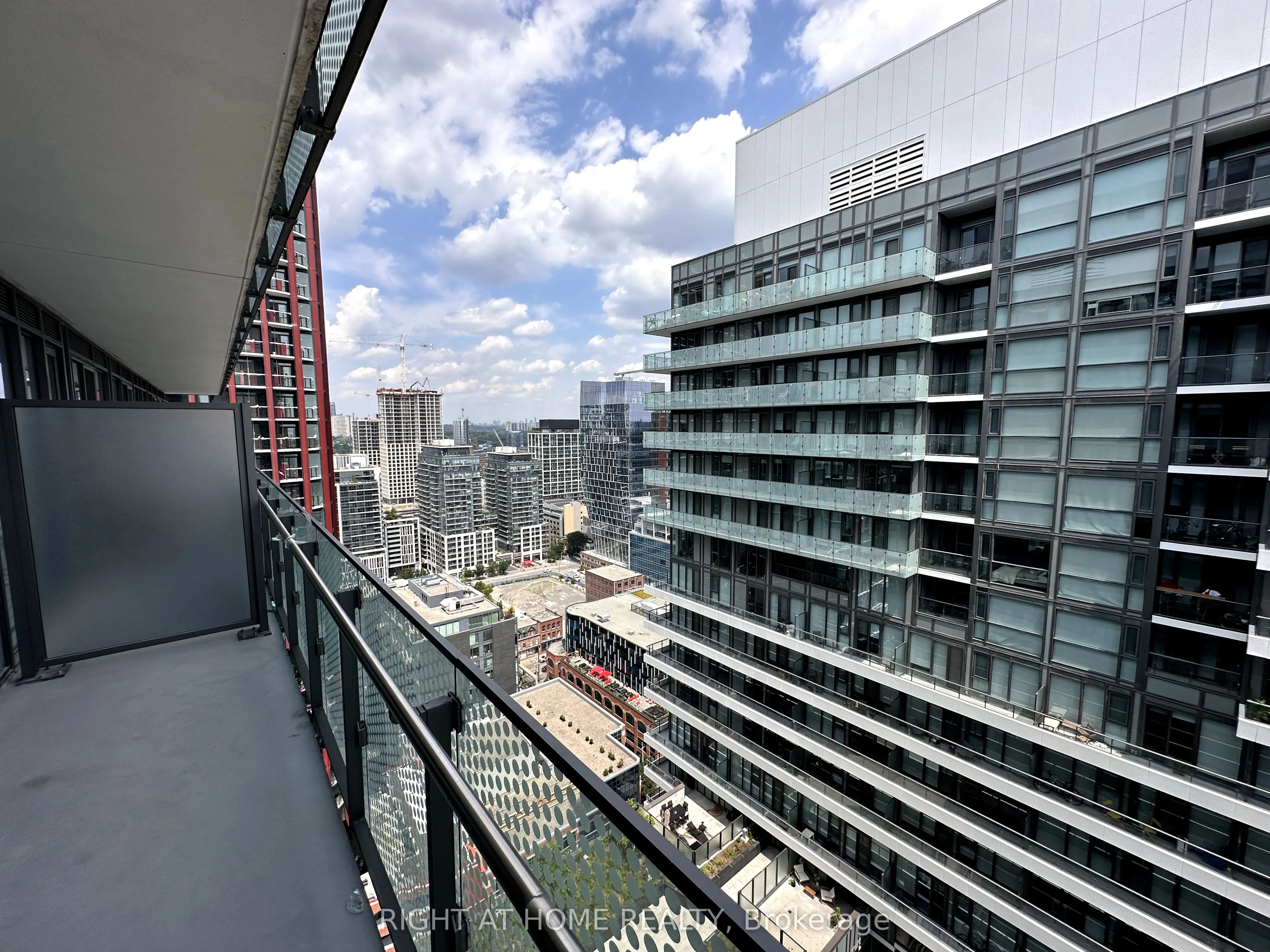 135 Lower Sherbourne Street, #2720