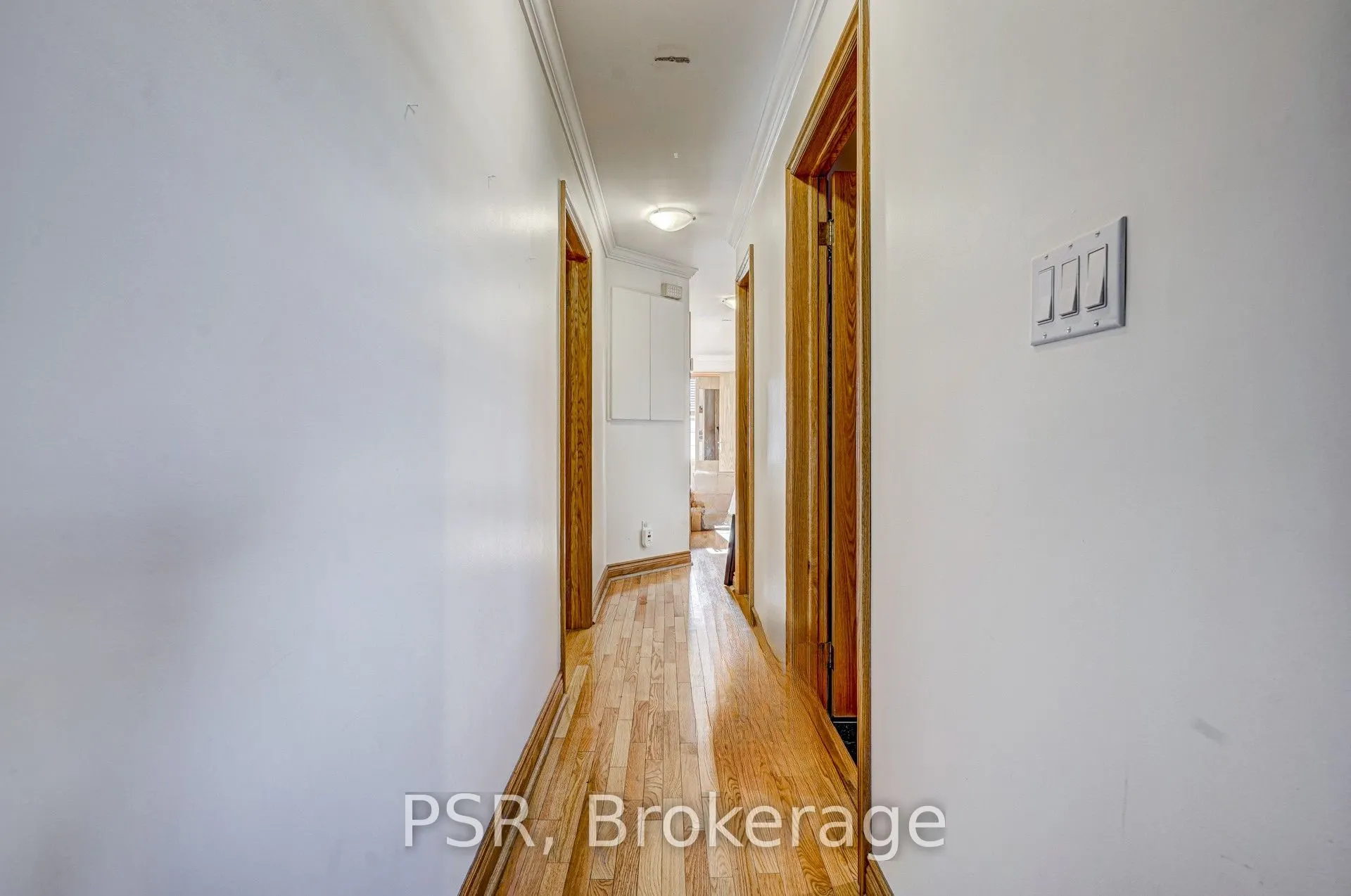 98 Roselawn Avenue, #Upper