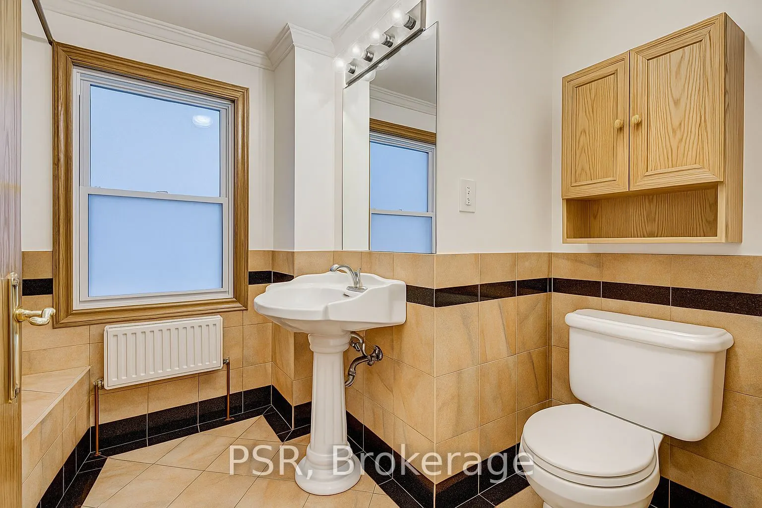 98 Roselawn Avenue, #Upper