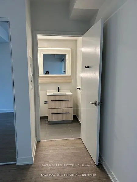 425 Front Street E, #501