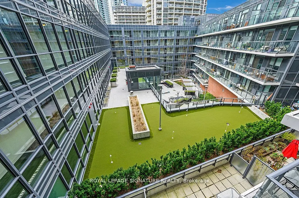 38 Iannuzzi Street, #611