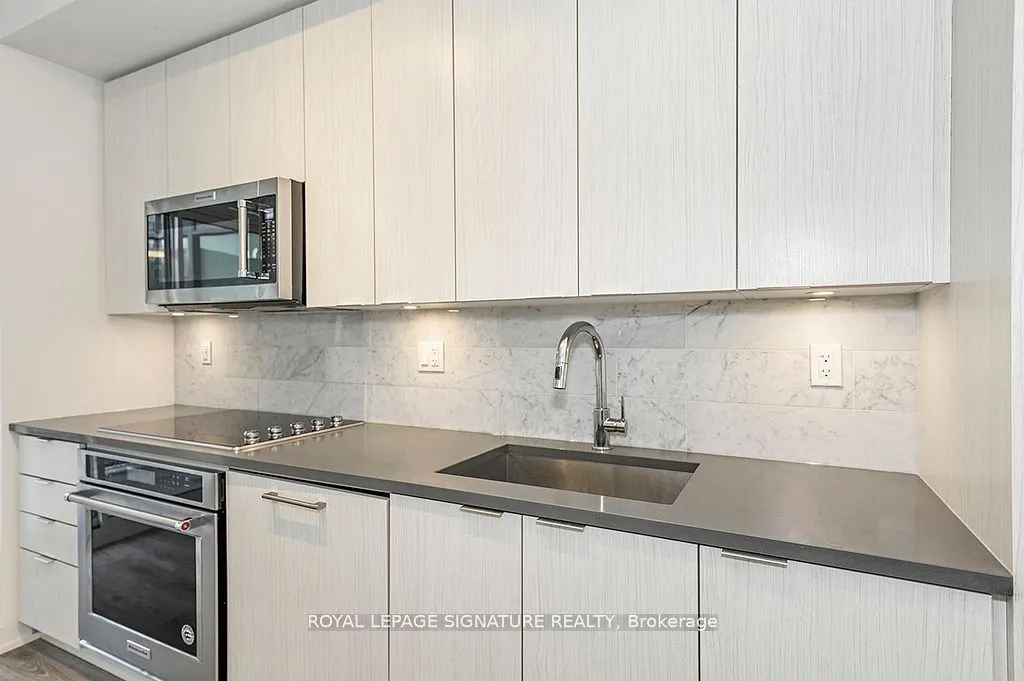 38 Iannuzzi Street, #611