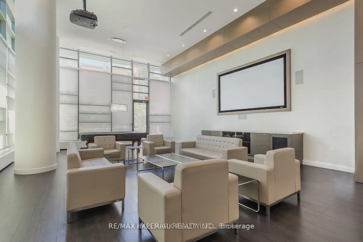 68 Canterbury Place, #505