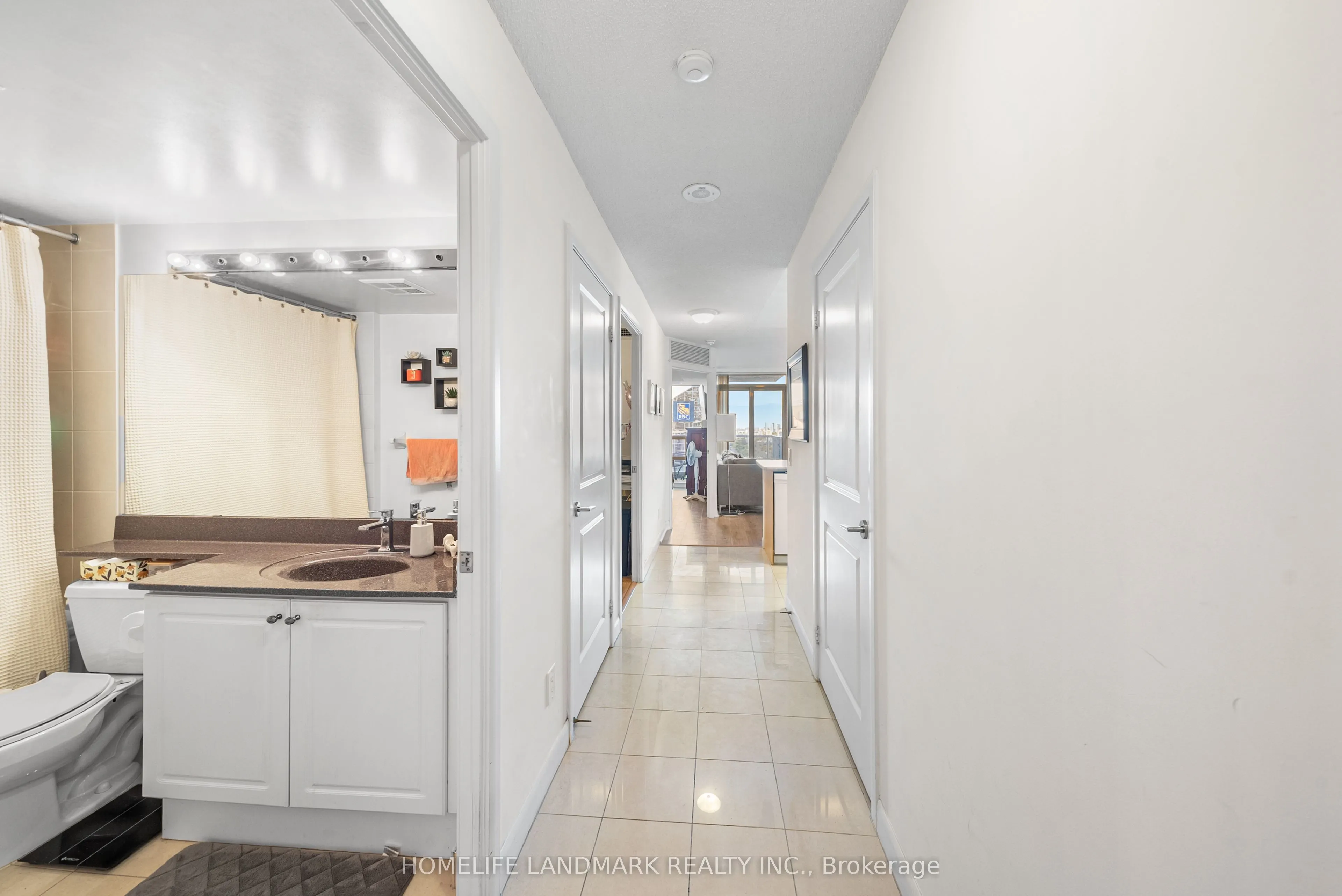 4978 Yonge Street, #3202