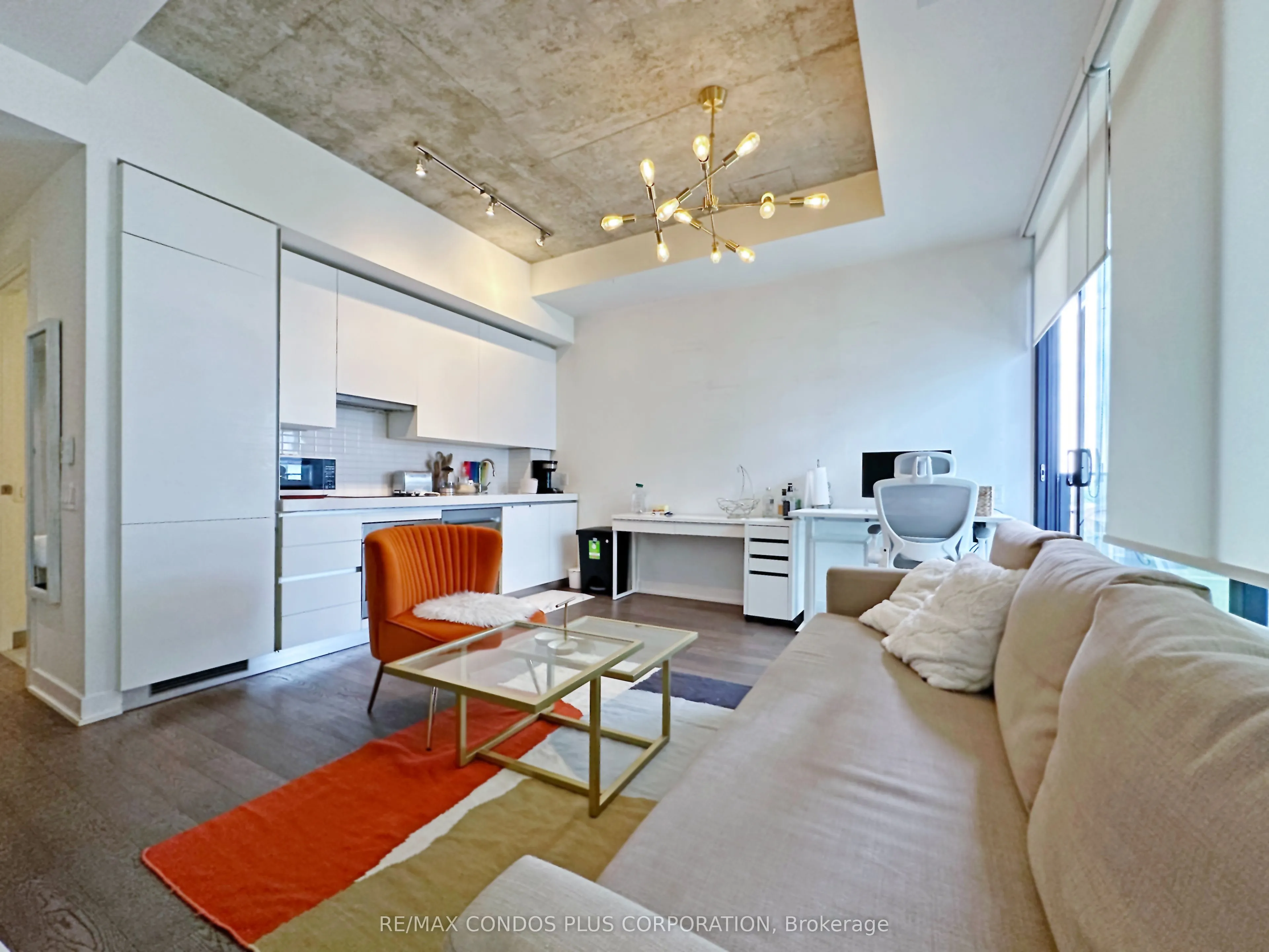 38 Stewart Street, #1005